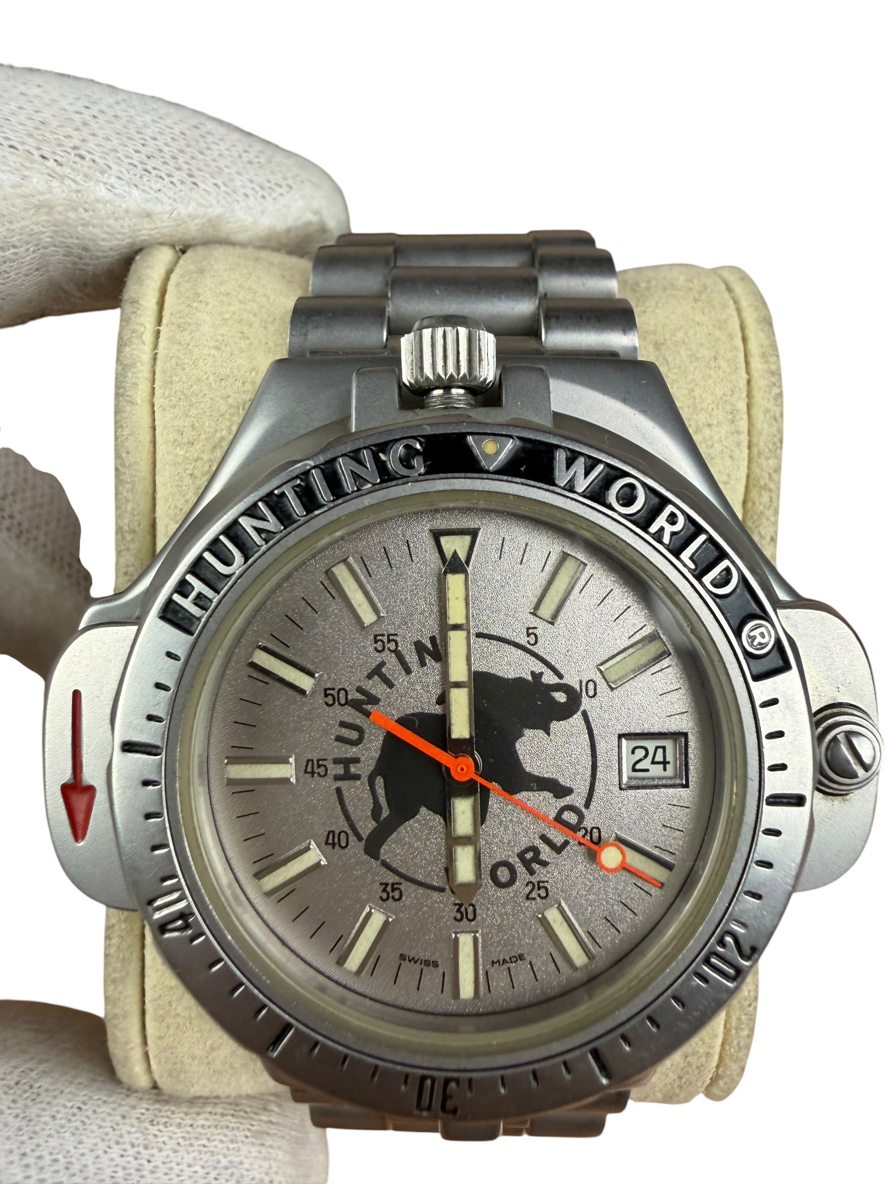 Hunting World Sliding Compass Watch