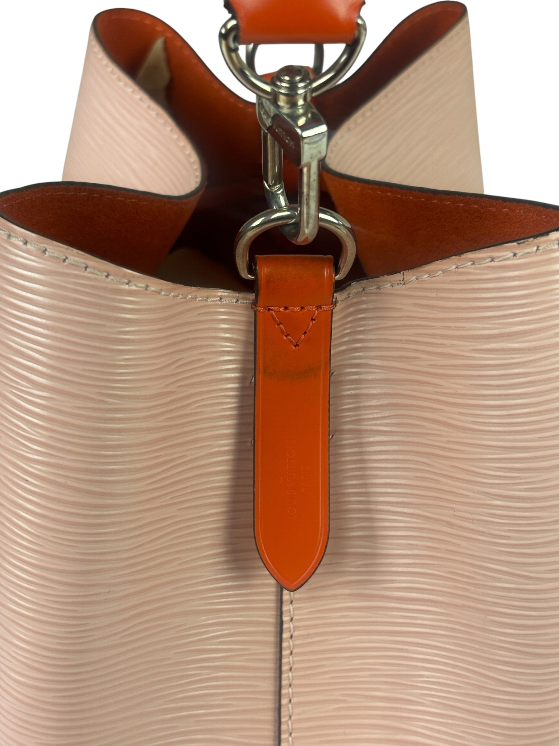 Louis Vuitton Pink/Orange Epi Leather NeoNoe Bucket Bag
