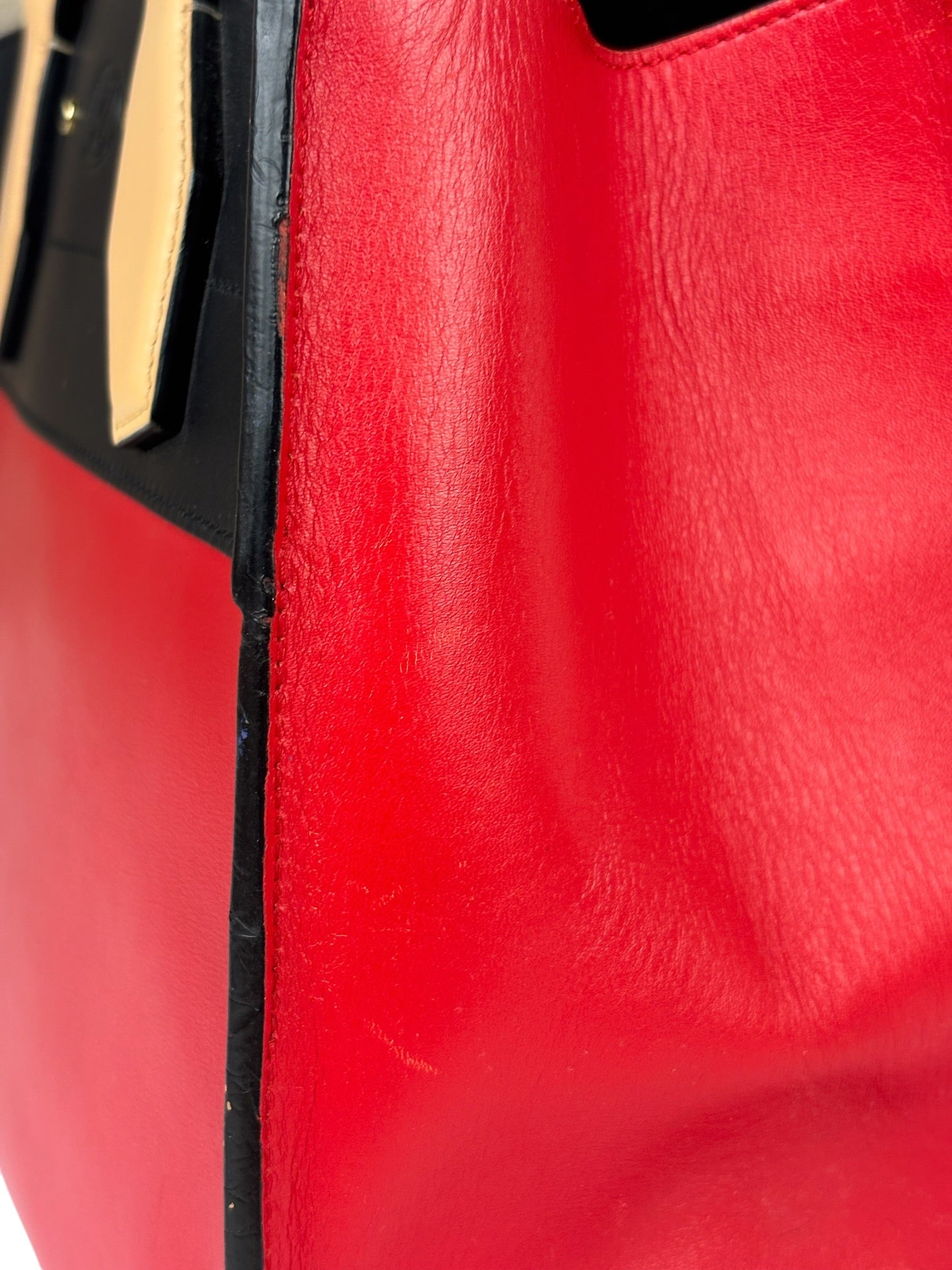 Louis Vuitton Red Leather City Steamer Handbag MM