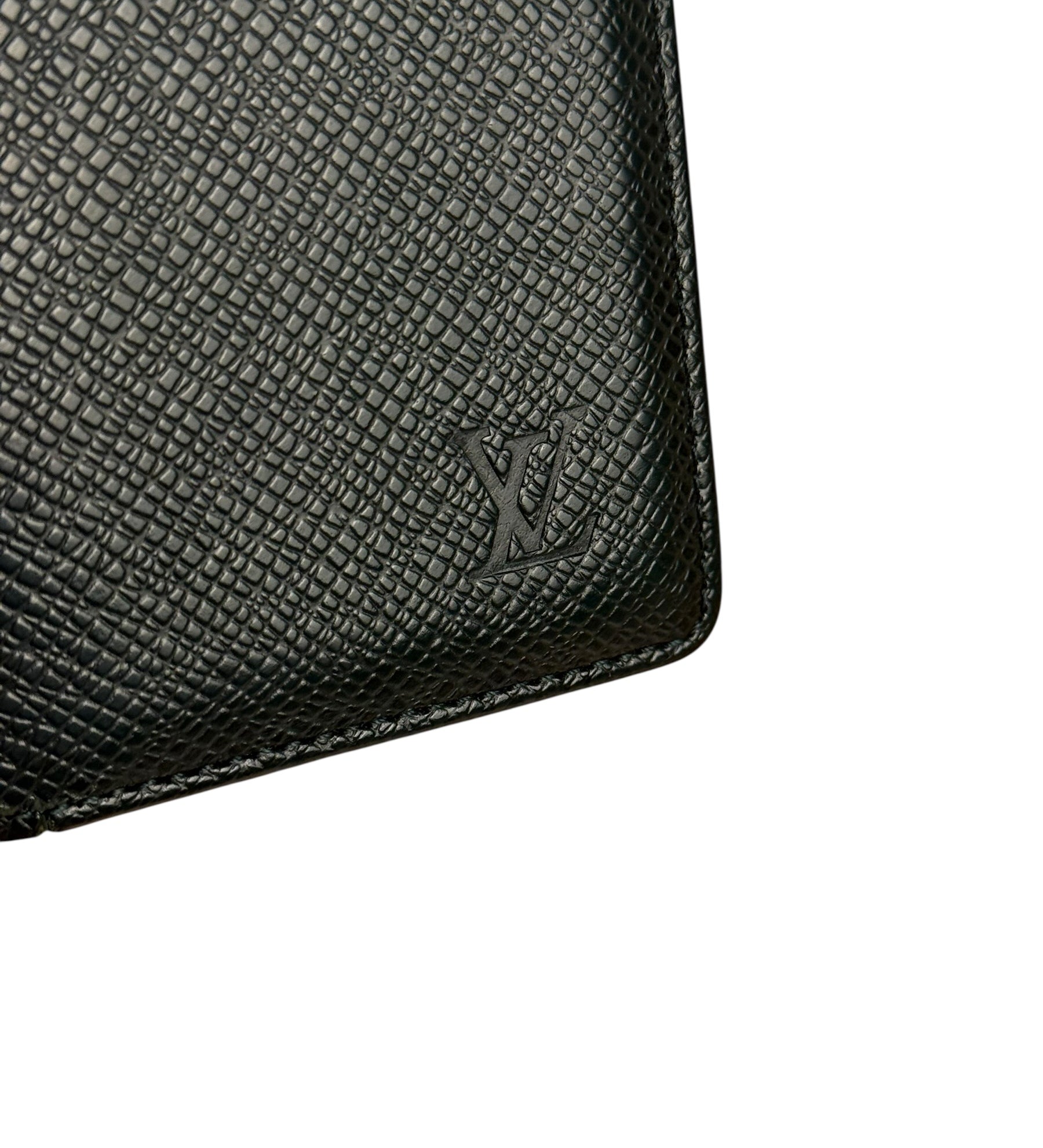 Louis Vuitton Vintage Green Taiga Cardholder