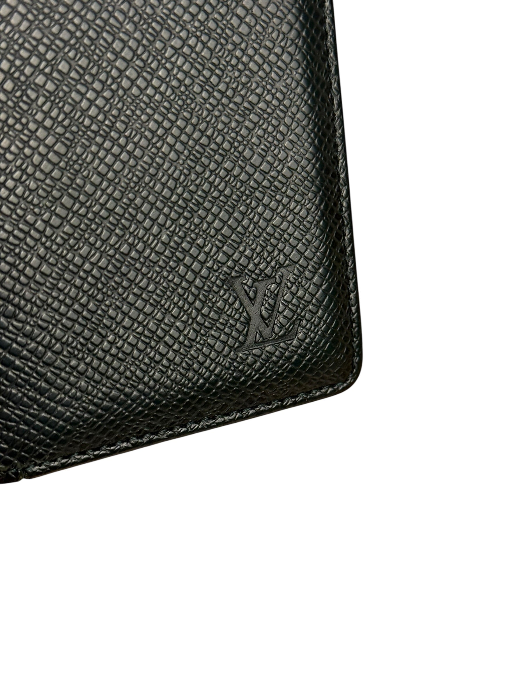 Louis Vuitton Vintage Green Taiga Cardholder