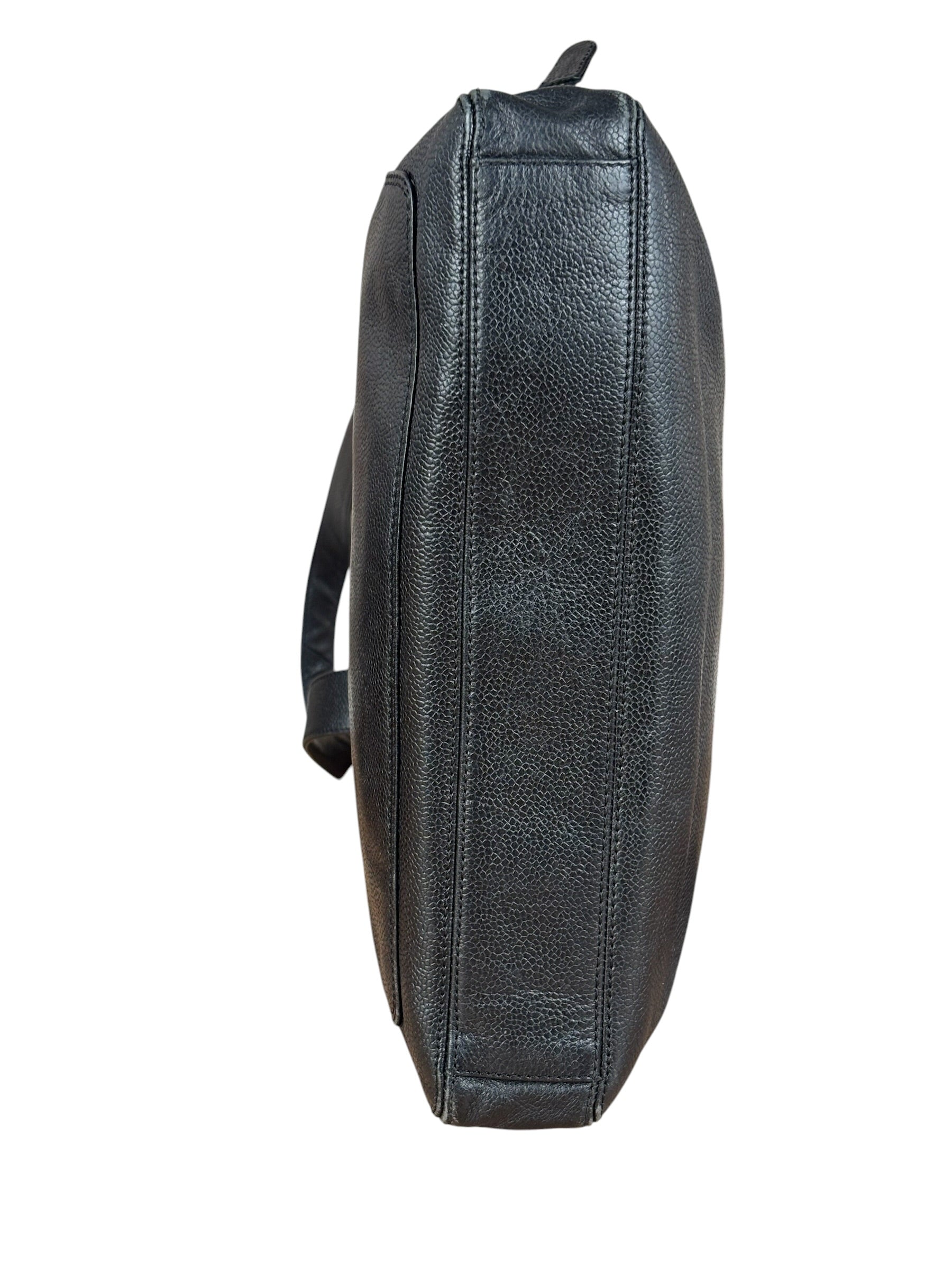 Chanel Vintage Black Leather Zip Shoulder Bag - 1998