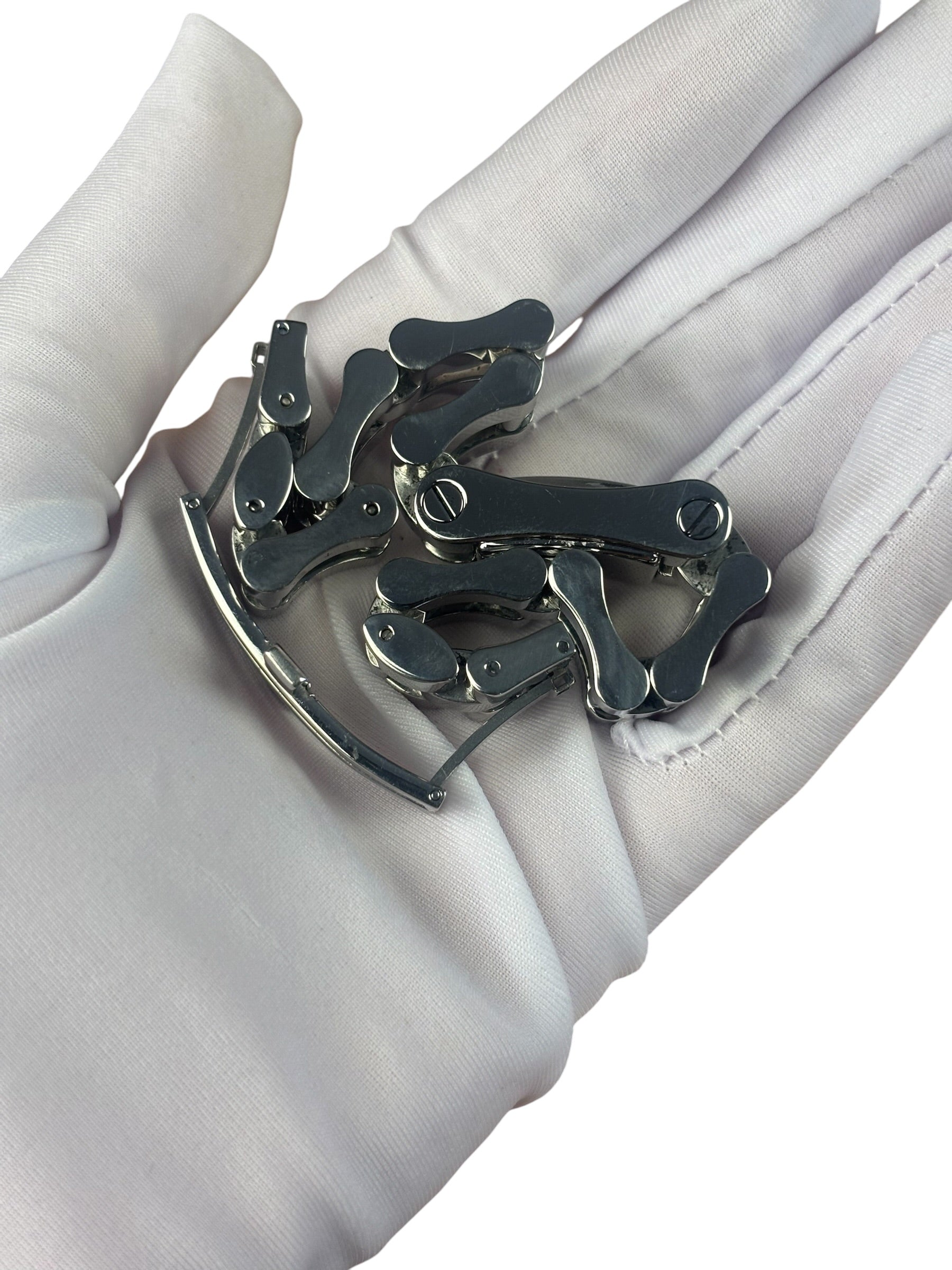 Gucci 2305L Black Dial Stainless Chain Band