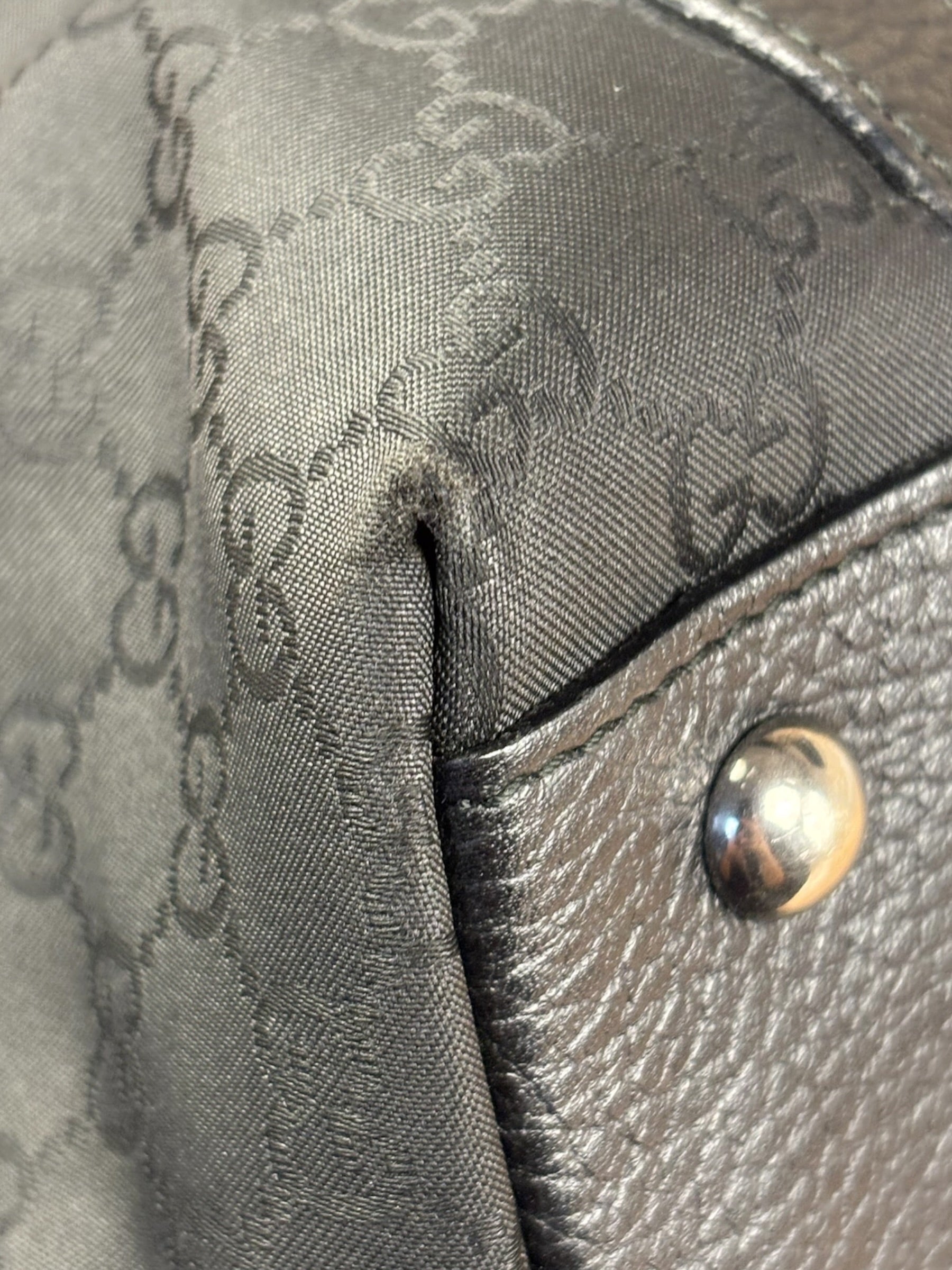 Gucci Black Leather Trim GG Canvas Abbey Zip Tote Bag