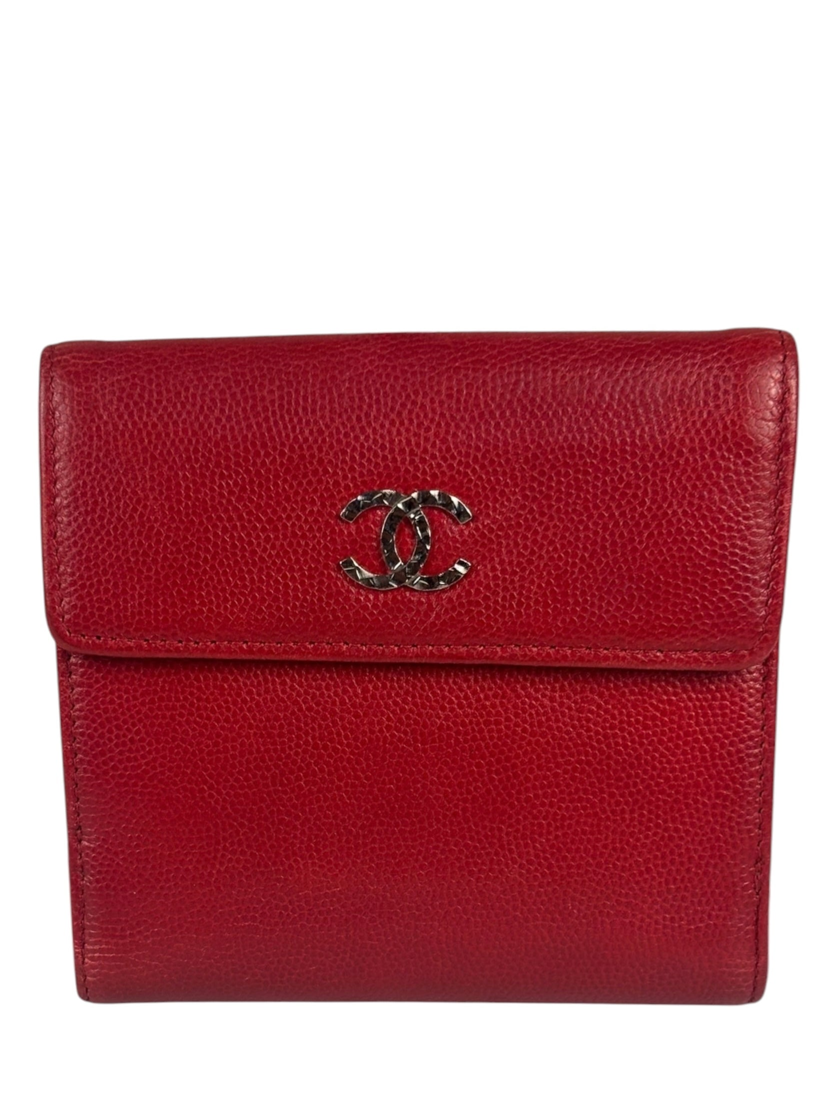 Chanel Vintage Red Caviar Compact Wallet 2010