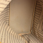 Louis Vuitton Monogram Neverfull MM Shoulder Bag