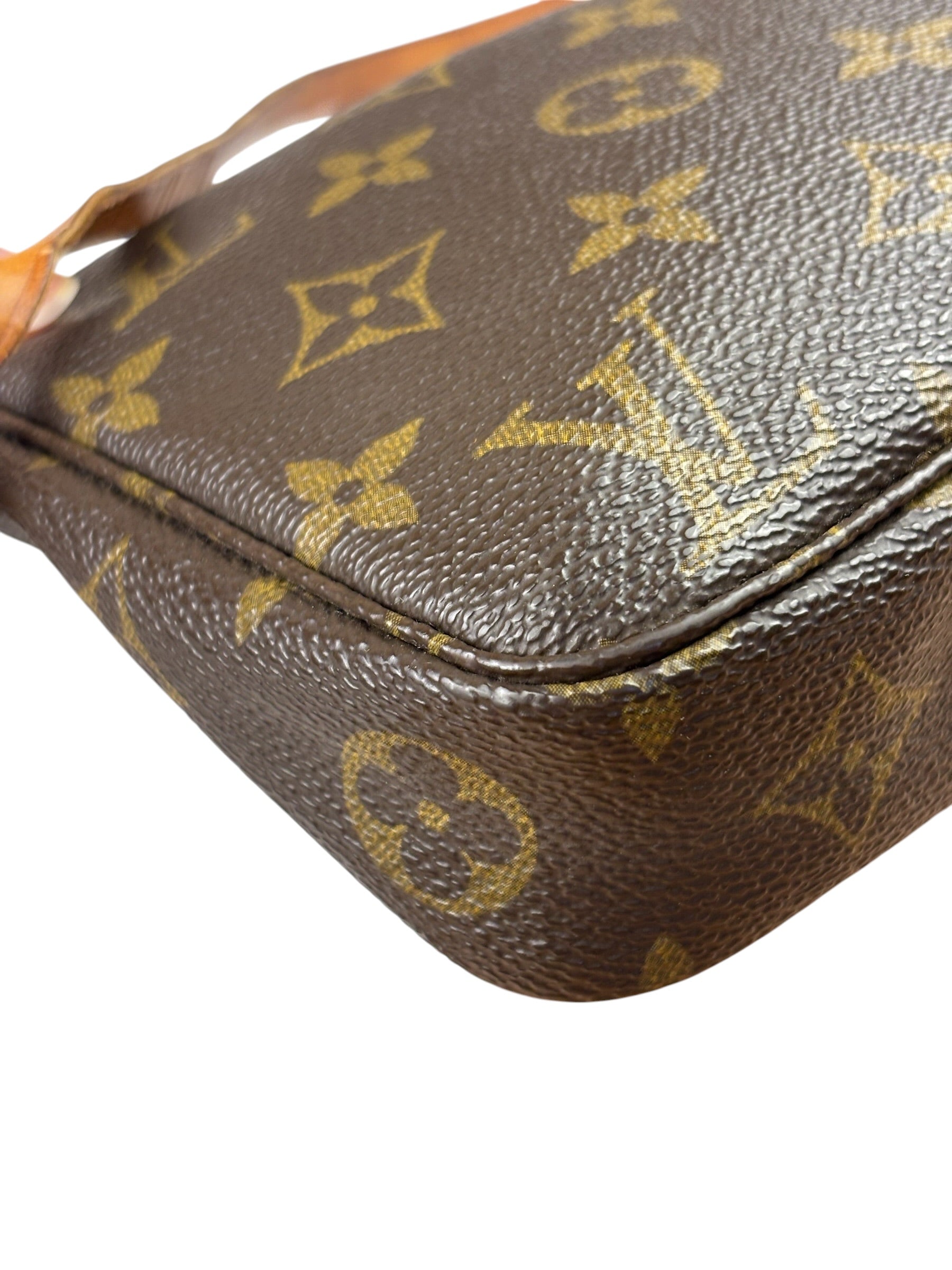 Louis Vuitton Vintage Monogram Pochette
