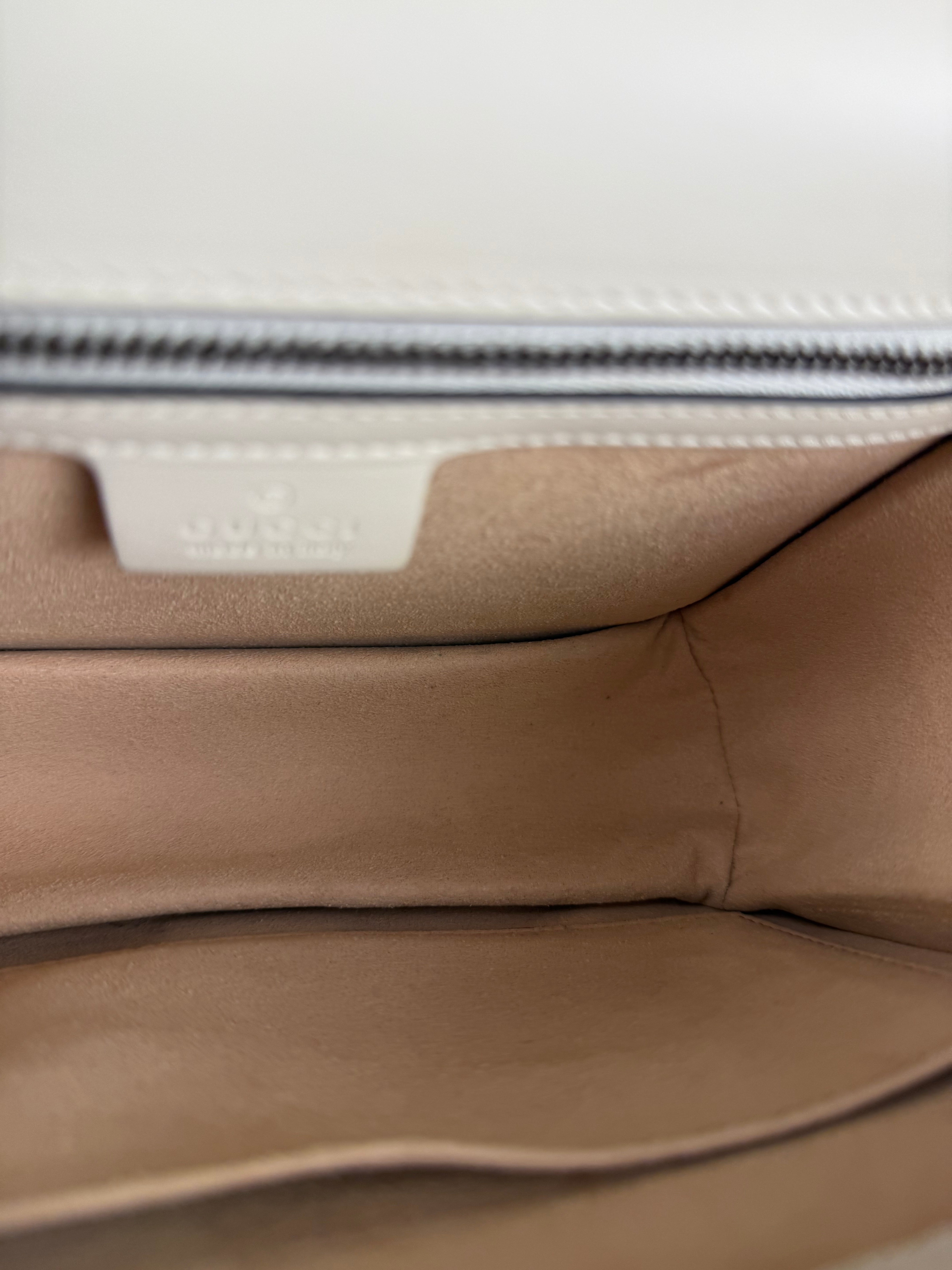 Gucci White Leather Queen Margaret Bee Embellished Shoulder Bag