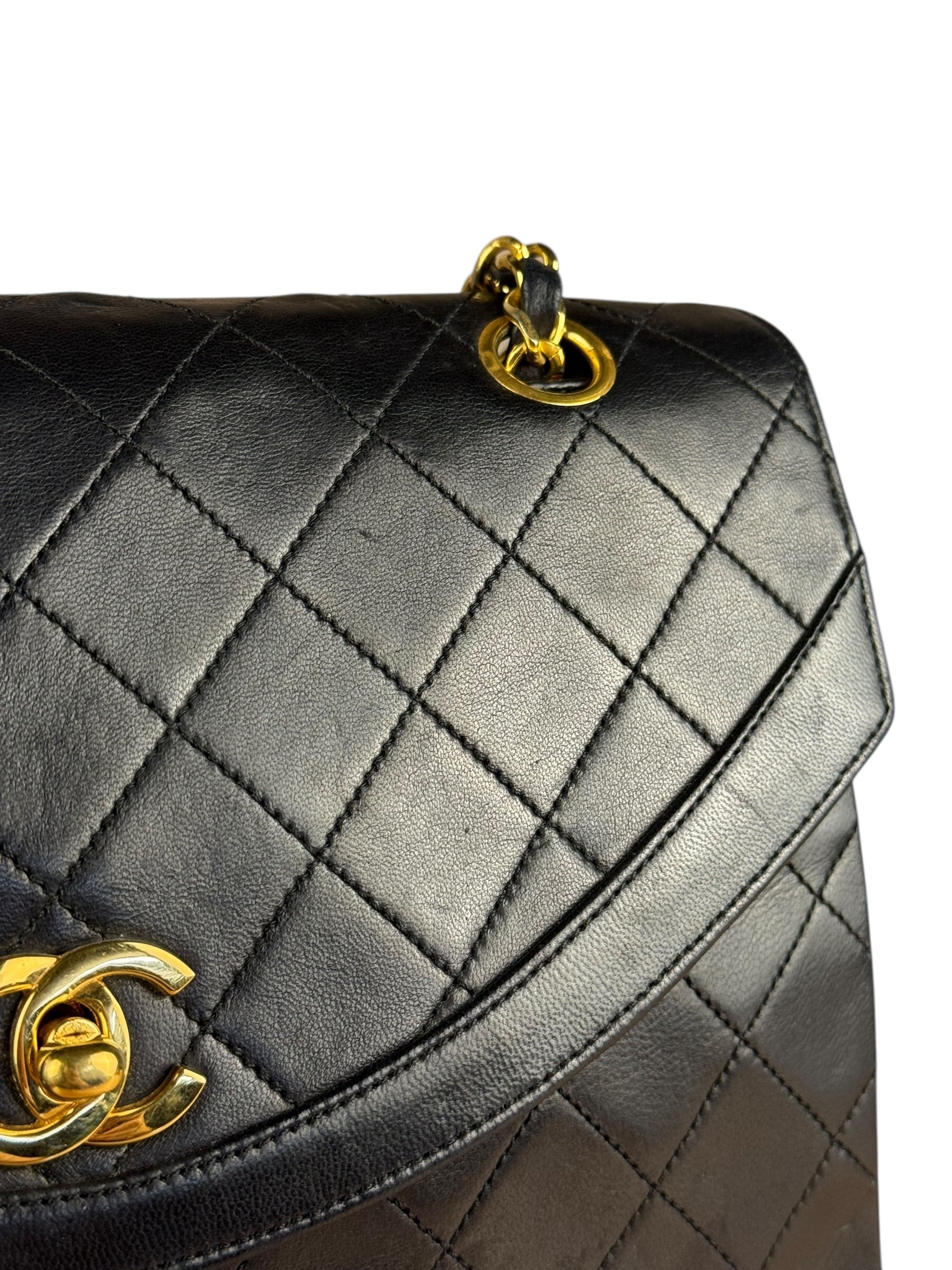 Chanel Vintage Black Quilted Diana Shoulder Bag 1986-1988