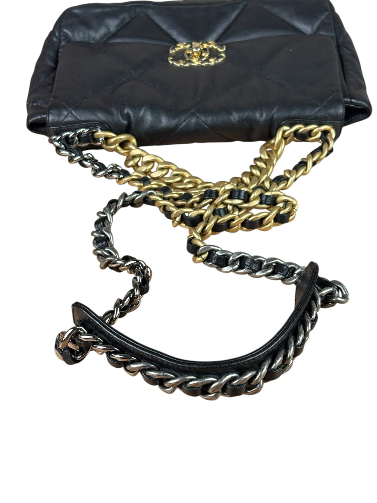 Chanel Black Quilted Lambskin CC 19 Flap Bag 2019