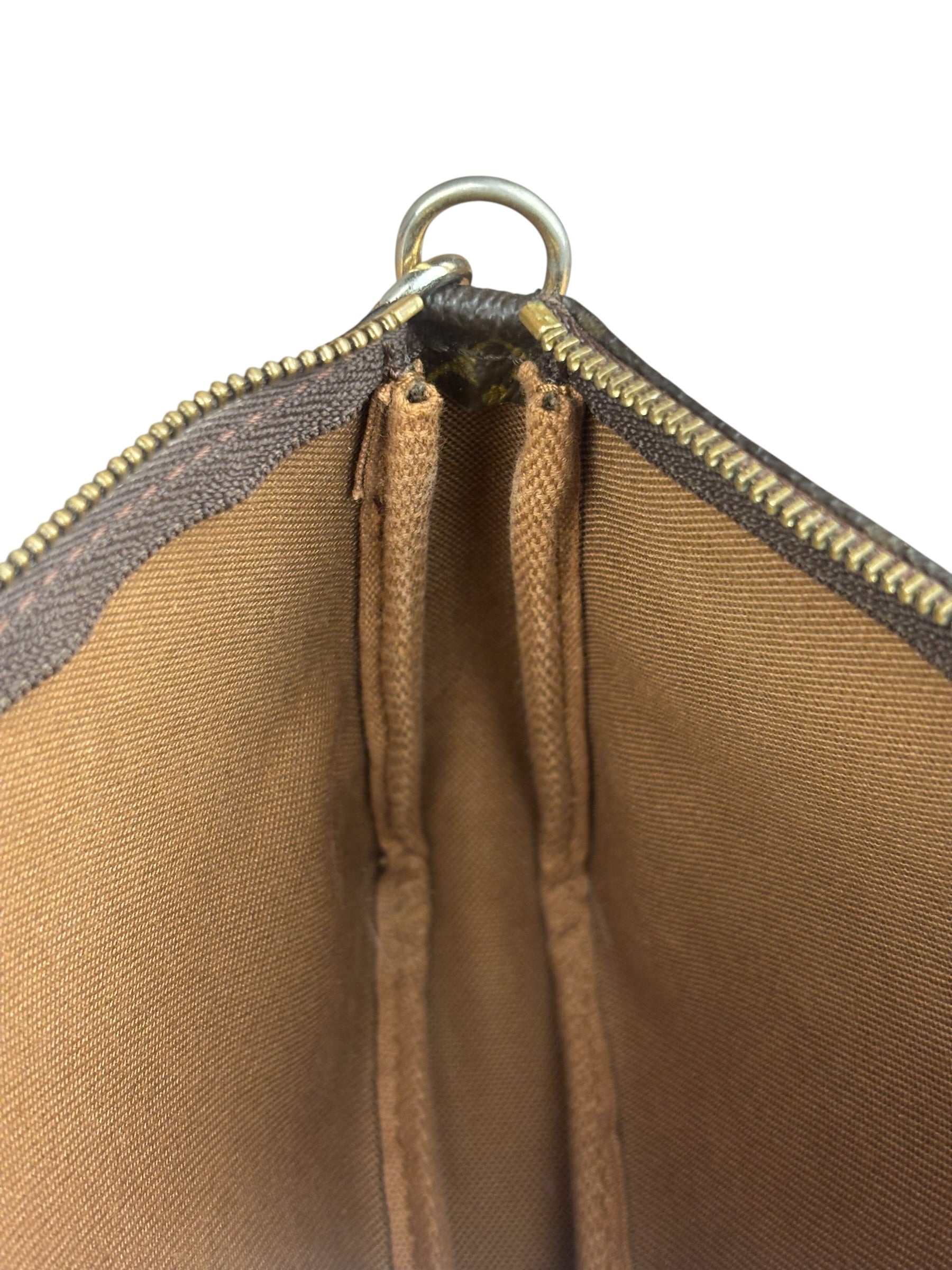 Louis Vuitton Graffiti Canvas Monogram White Spray-Paint Pochette
