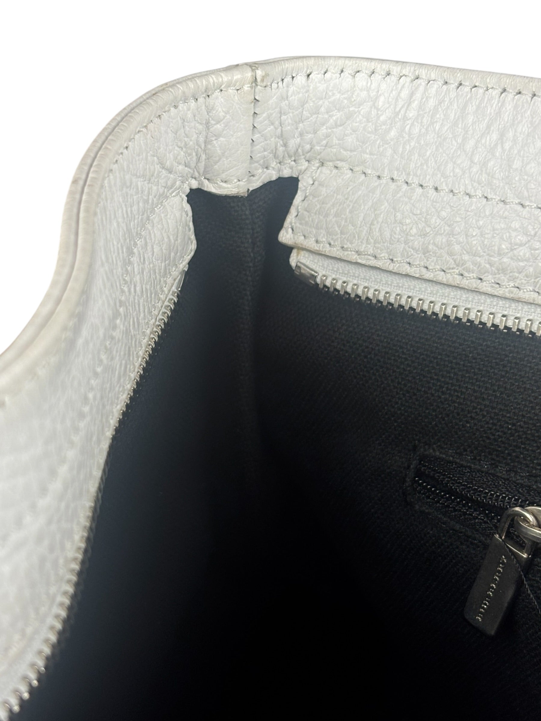 Burberry White Pebbled Leather Shoulder Bag