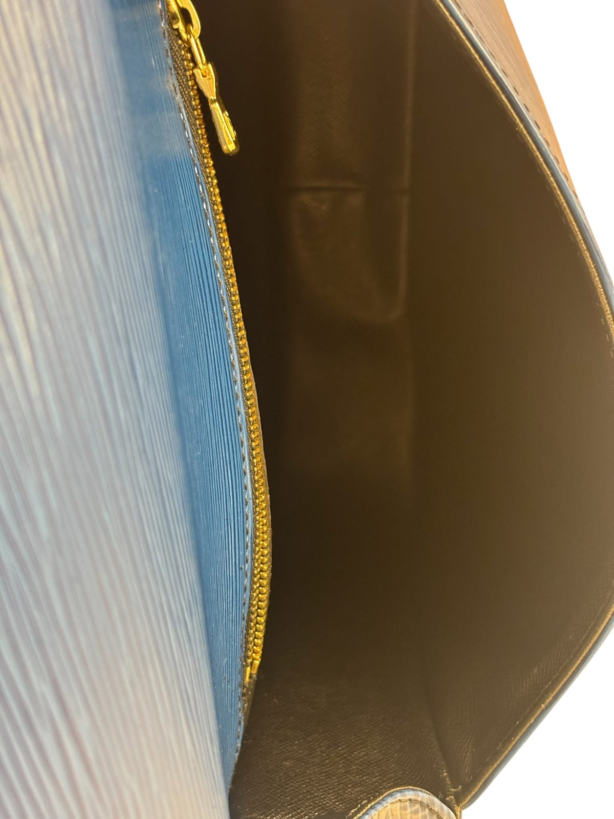 Louis Vuitton Vintage Blue Epi Saint Cloud GM Crossbody