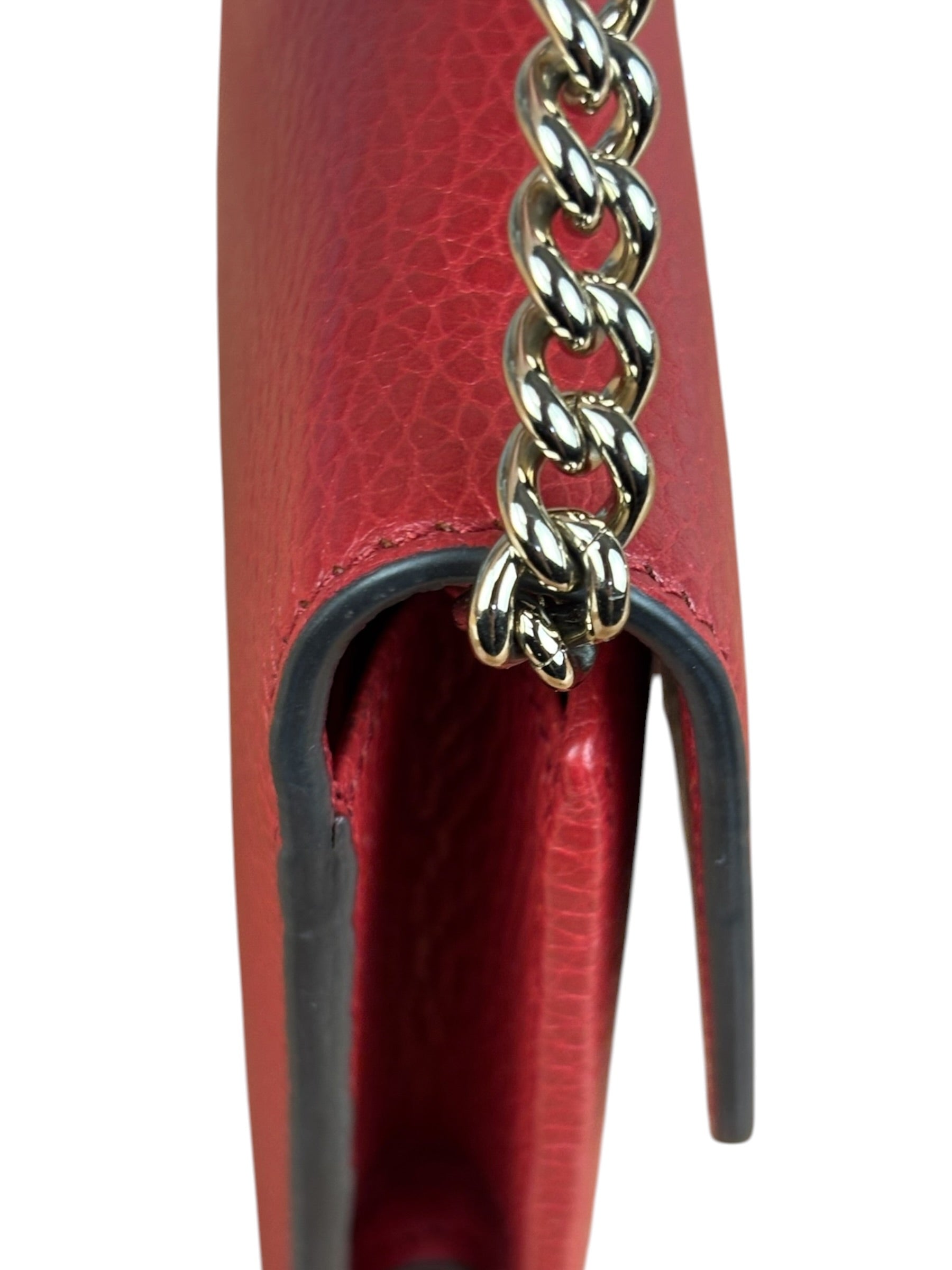 Gucci Red Interlocking G Wallet on Chain