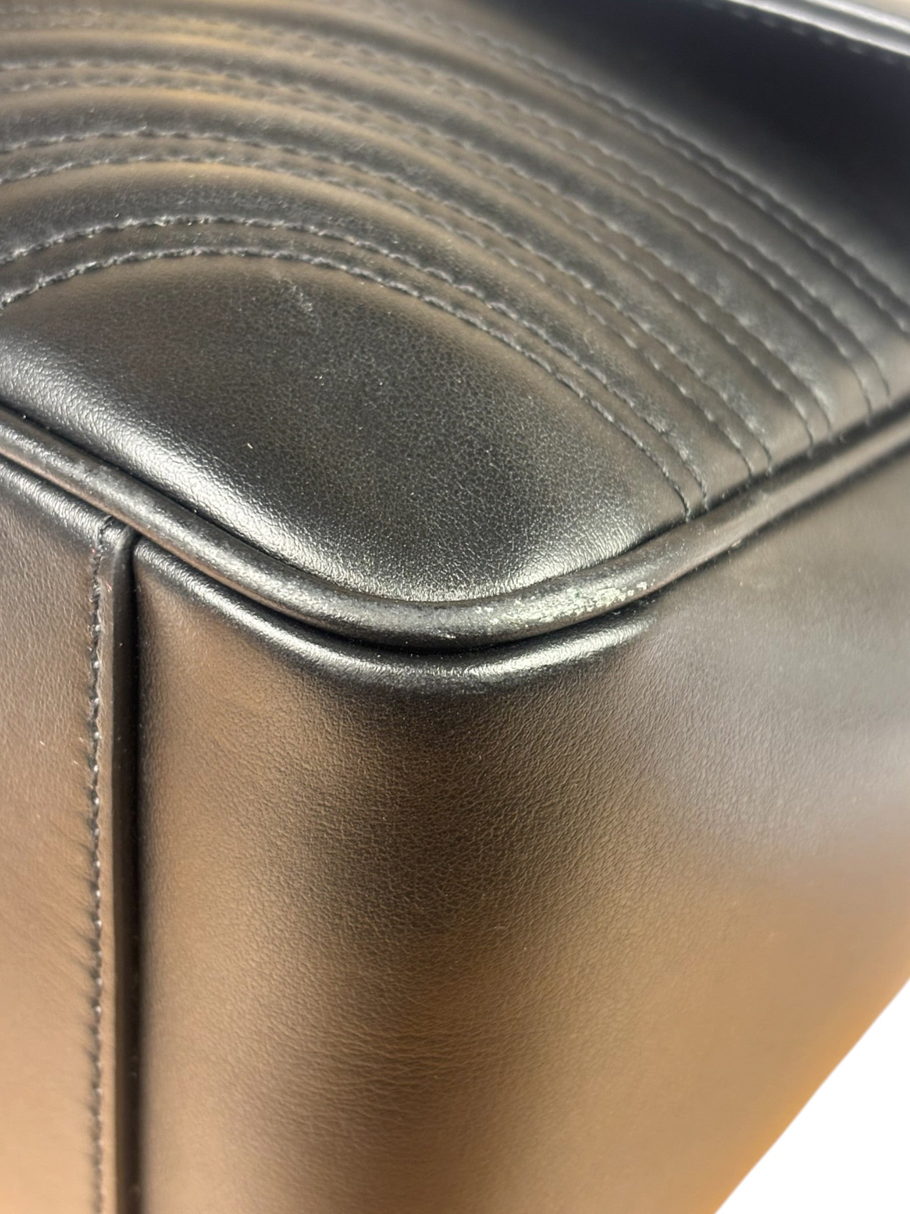 Gucci Black Leather Marmont Medium Shoulder Bag
