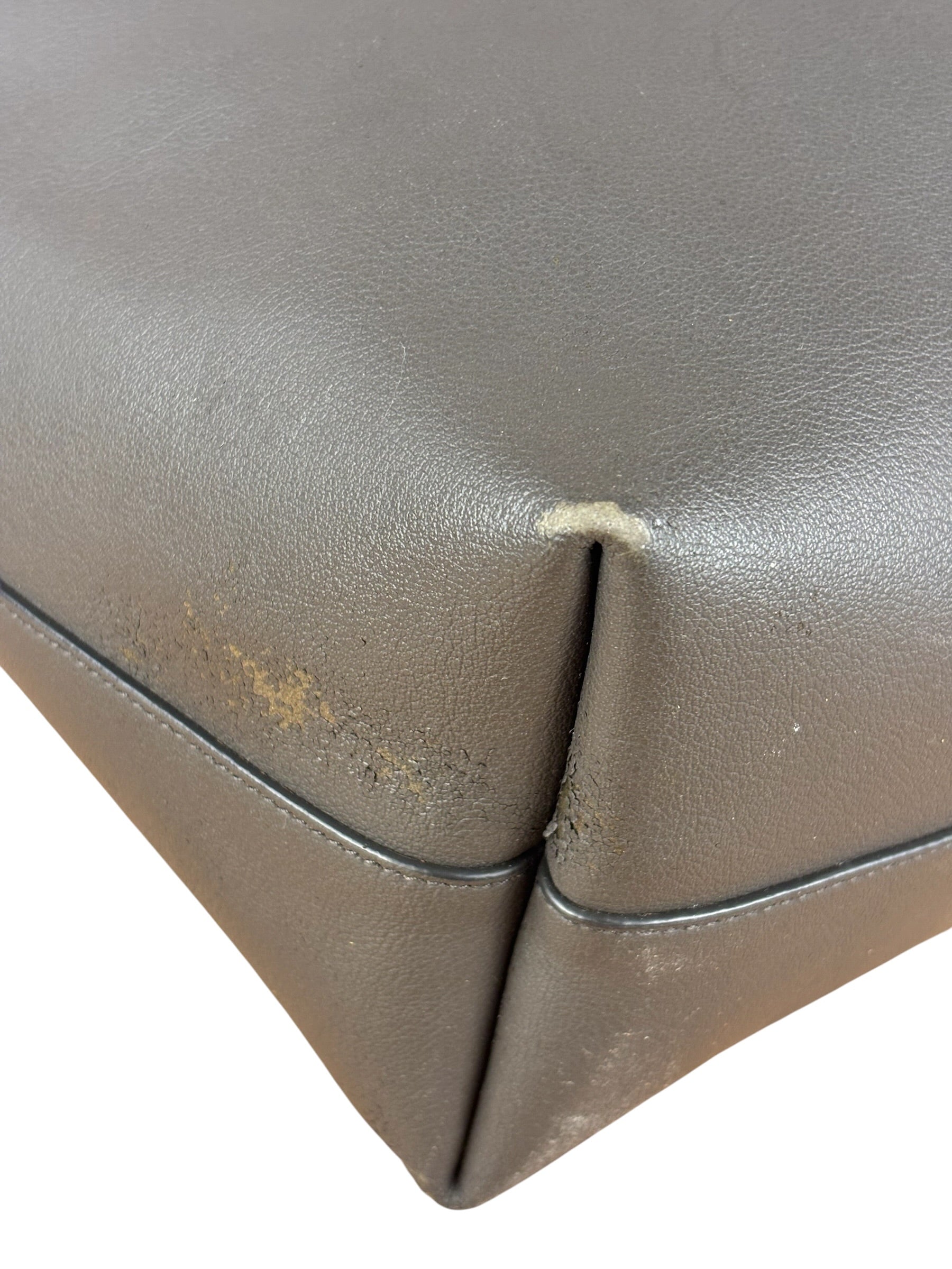 Yves Saint Laurent Leather East-West Shopping Tote Bag
