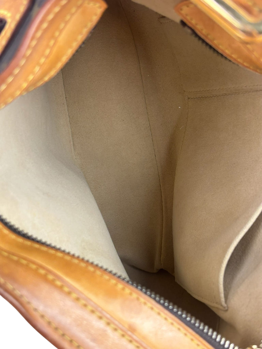 Louis Vuitton Monogram Hudson MM