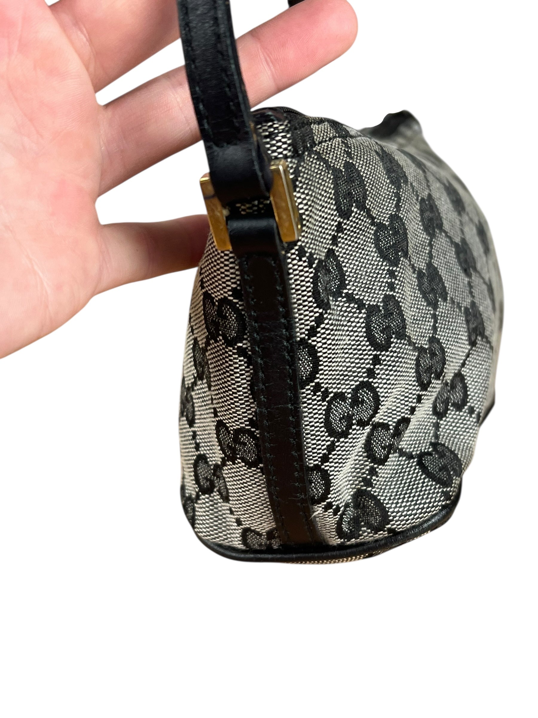 Gucci GG Canvas Pochette Black