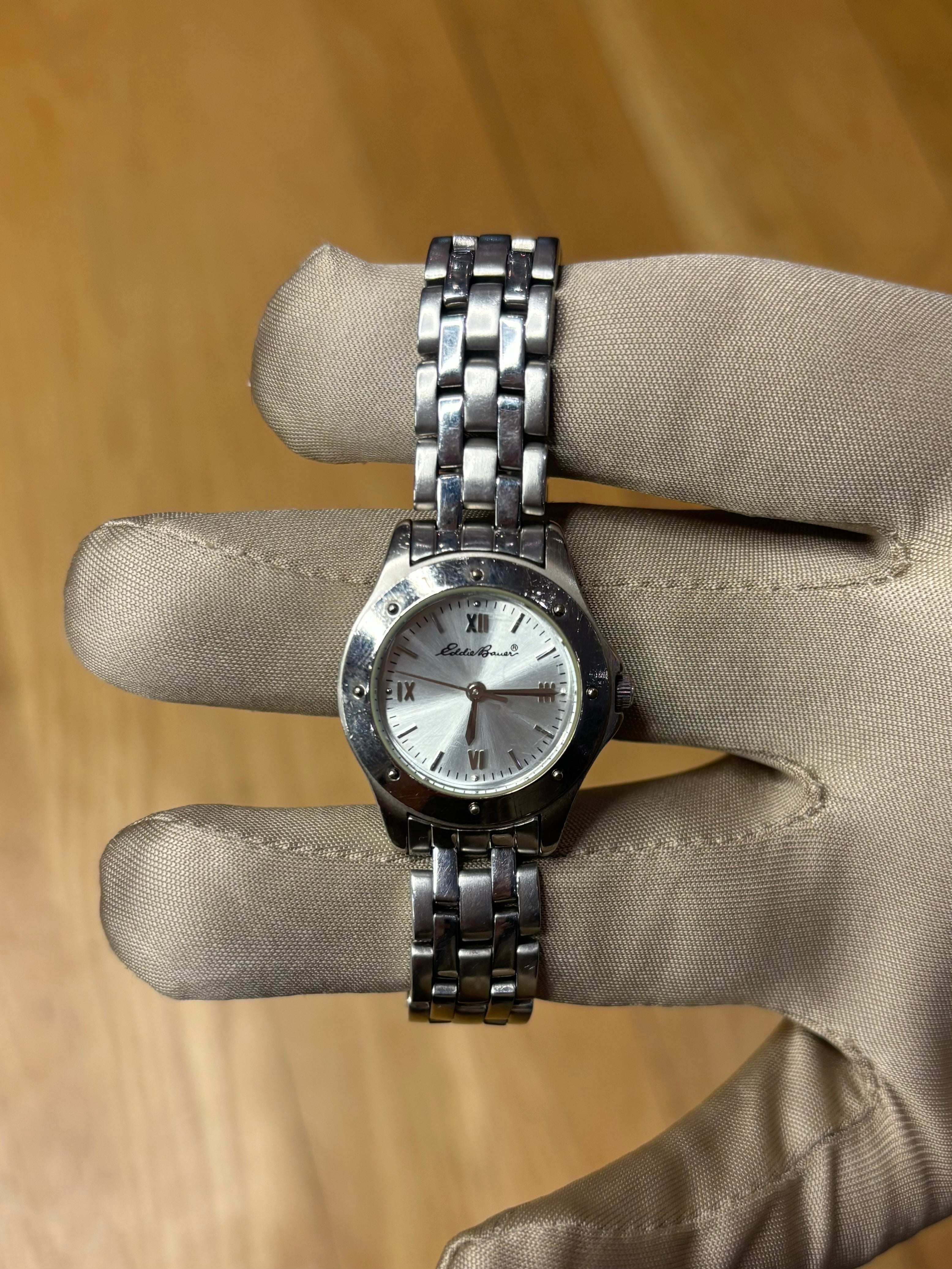 Eddie Bauer Silver Circle Dial Stainless Silver Band