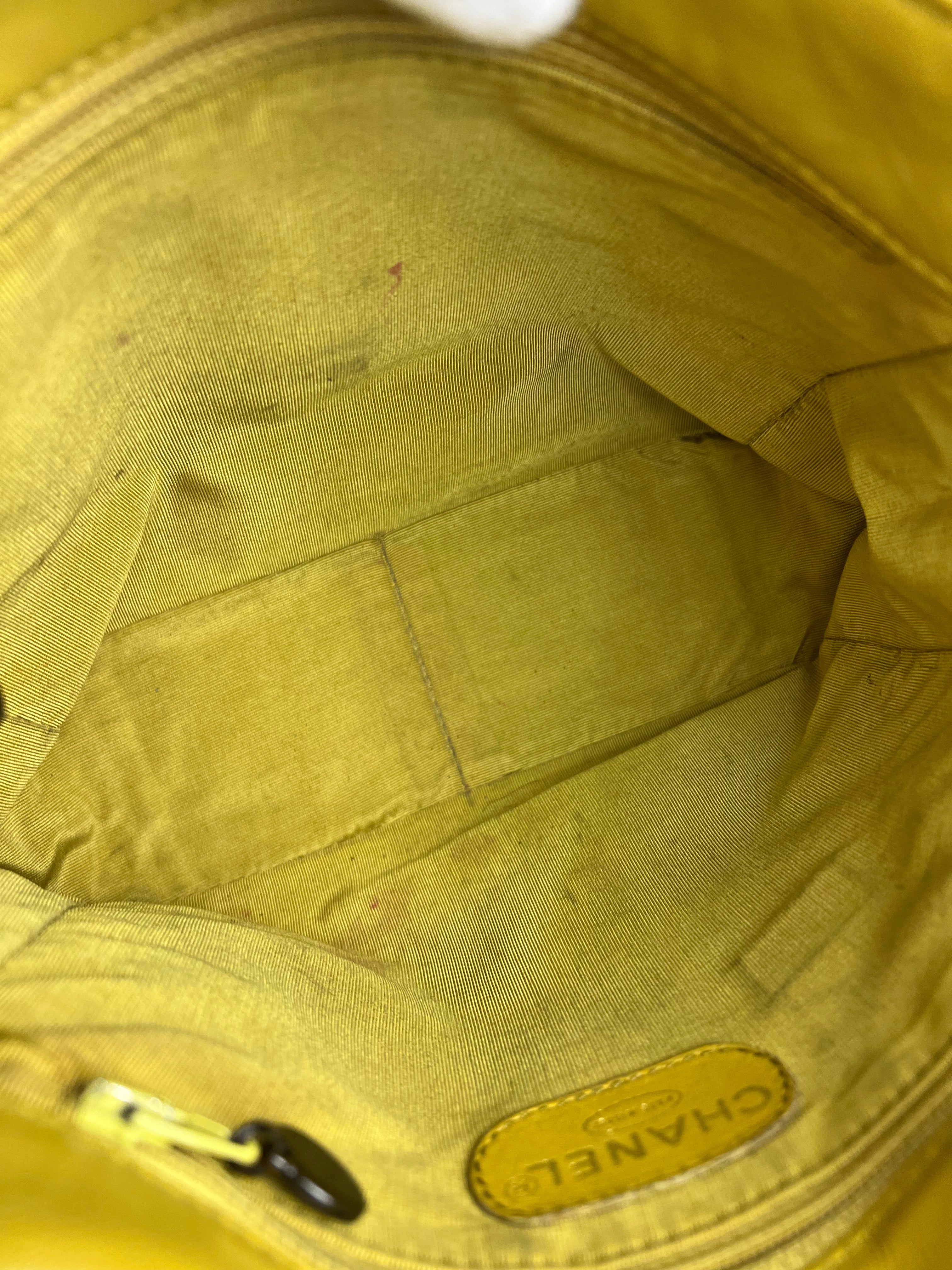 Chanel CC 1997 Chartreuse Leather Flap Shoulder Bag