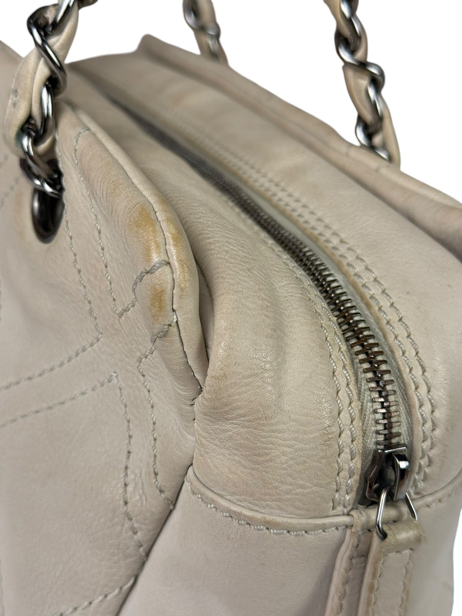 Chanel Cream Chevron Leather Outdoor Ligne Shoulder Bags  2005