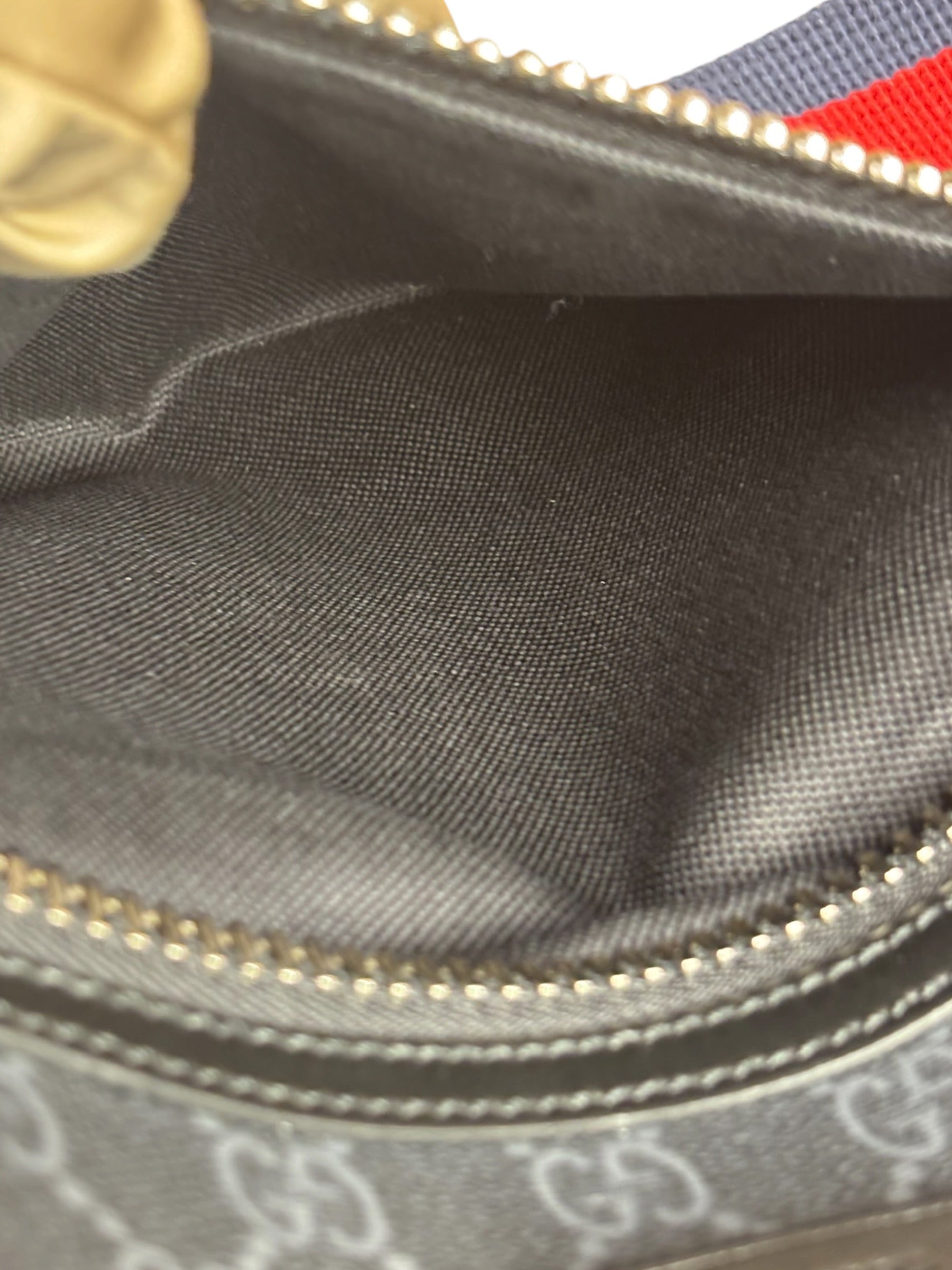 Gucci Grey/Black Leather Trim GG Supreme Canvas Crossbody Bag