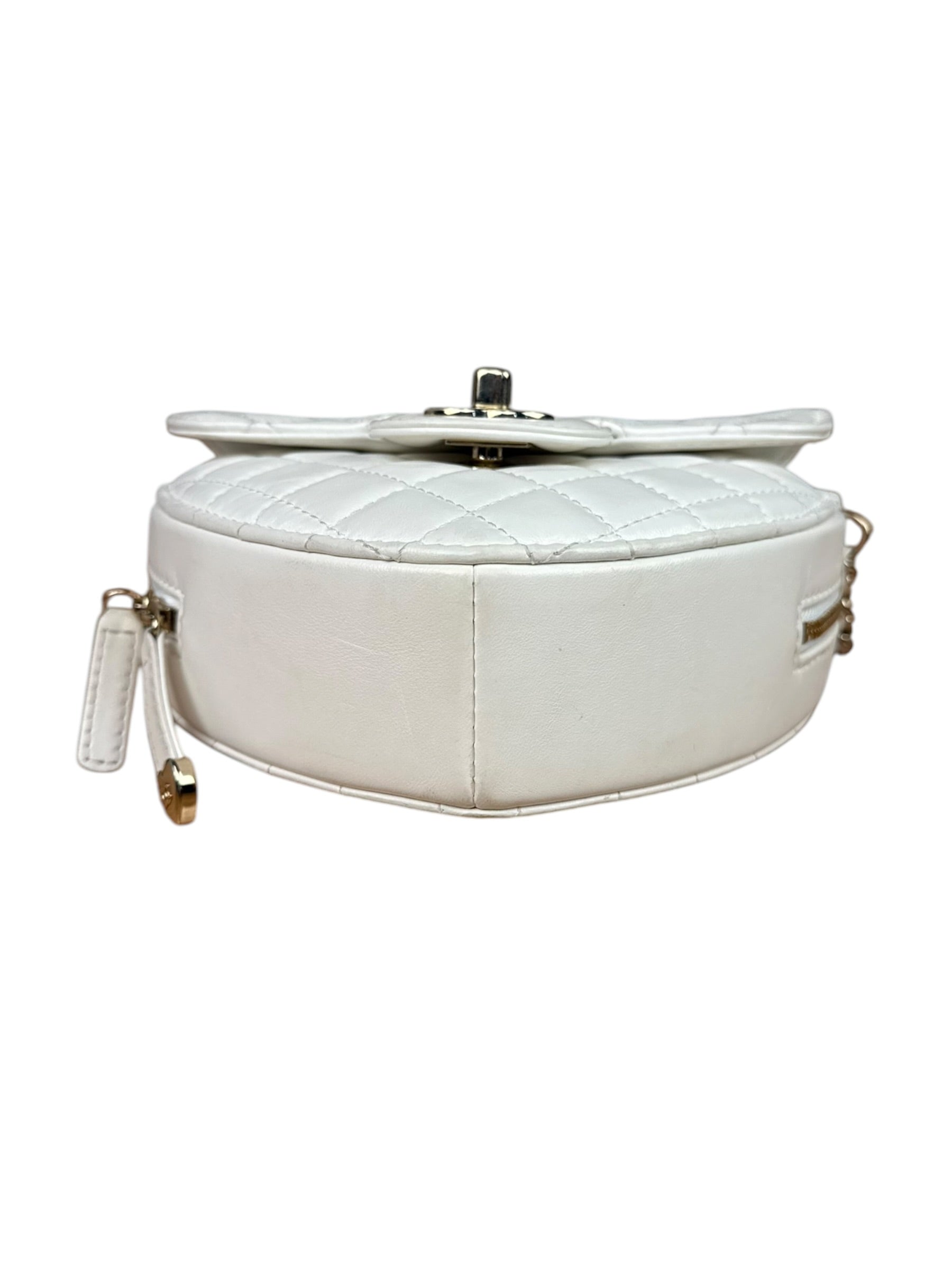 Chanel CC In Love White Quilted Leather Heart Bag 2022