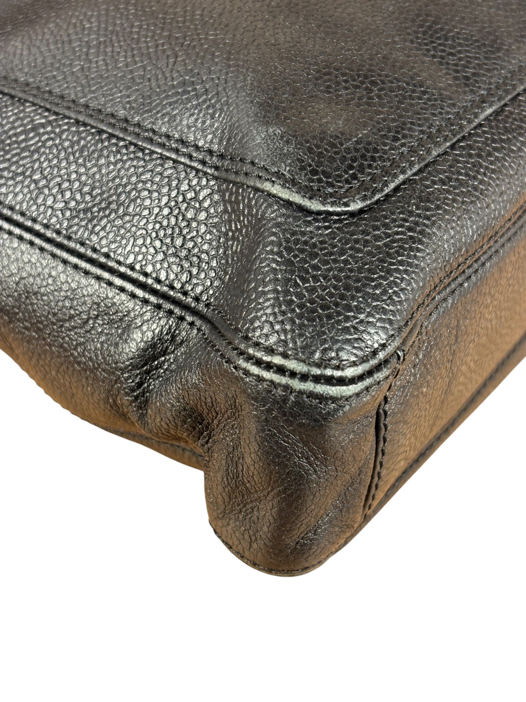 Chanel Vintage Black Leather Zip Shoulder Bag - 1998
