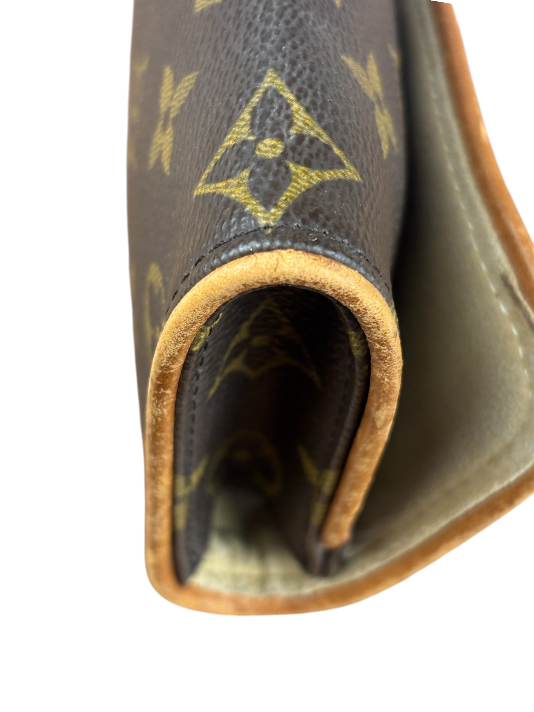 Louis Vuitton Monogram Twin Pochette GM