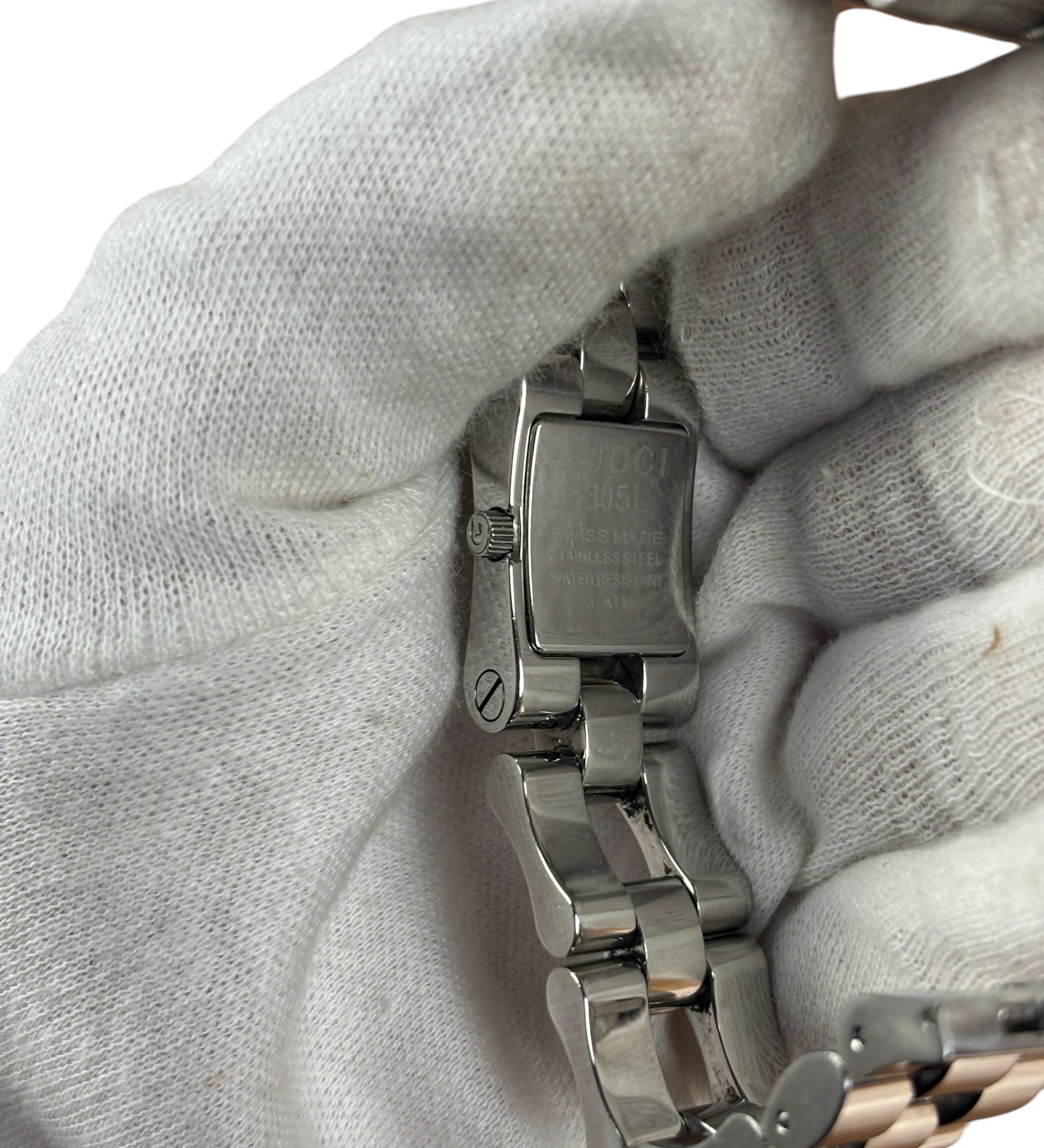 Gucci 2305L Black Dial Stainless Chain Band