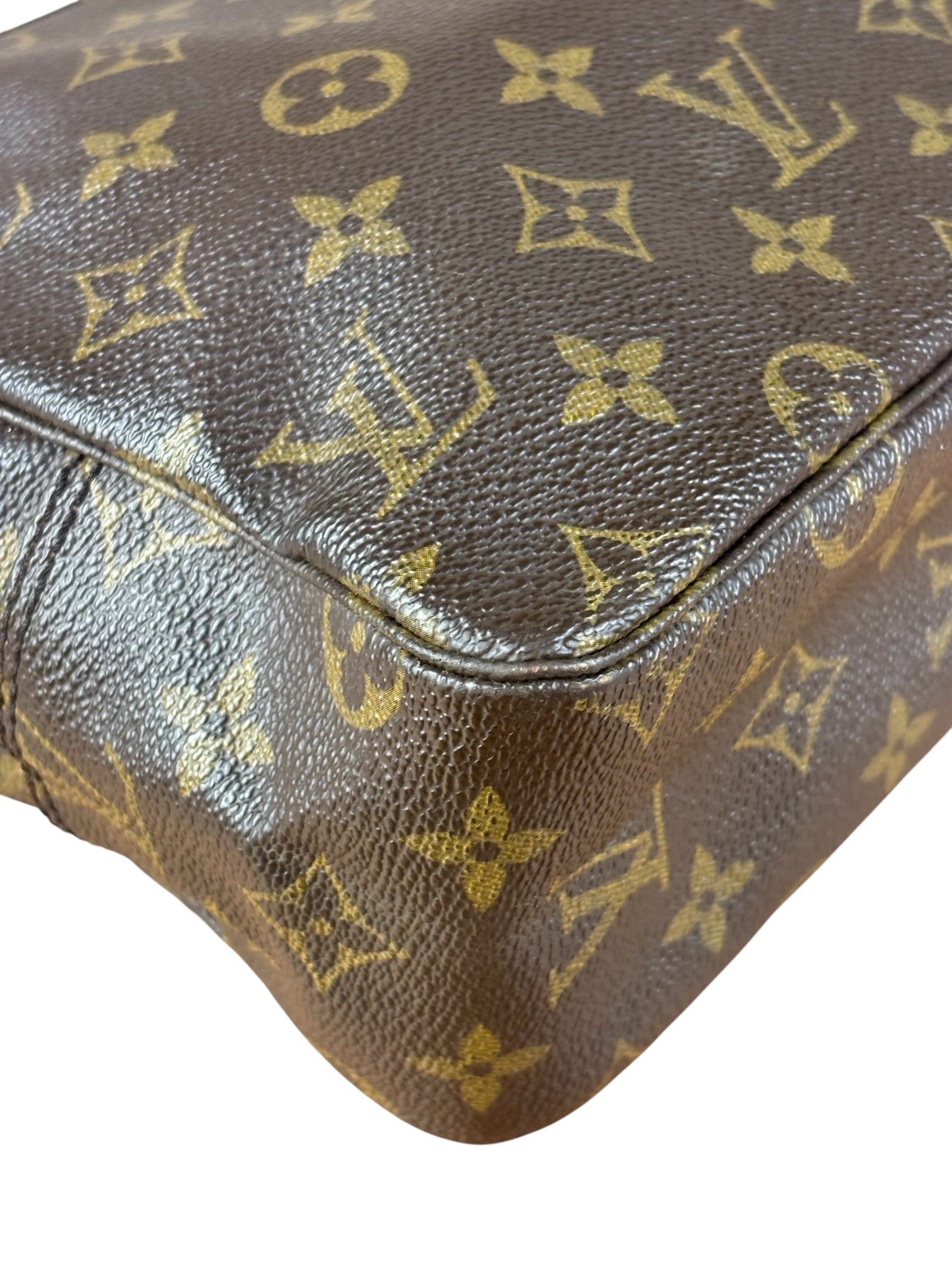 Louis Vuitton Canvas Monogram Trousse Toilette Cosmetic Poch 28