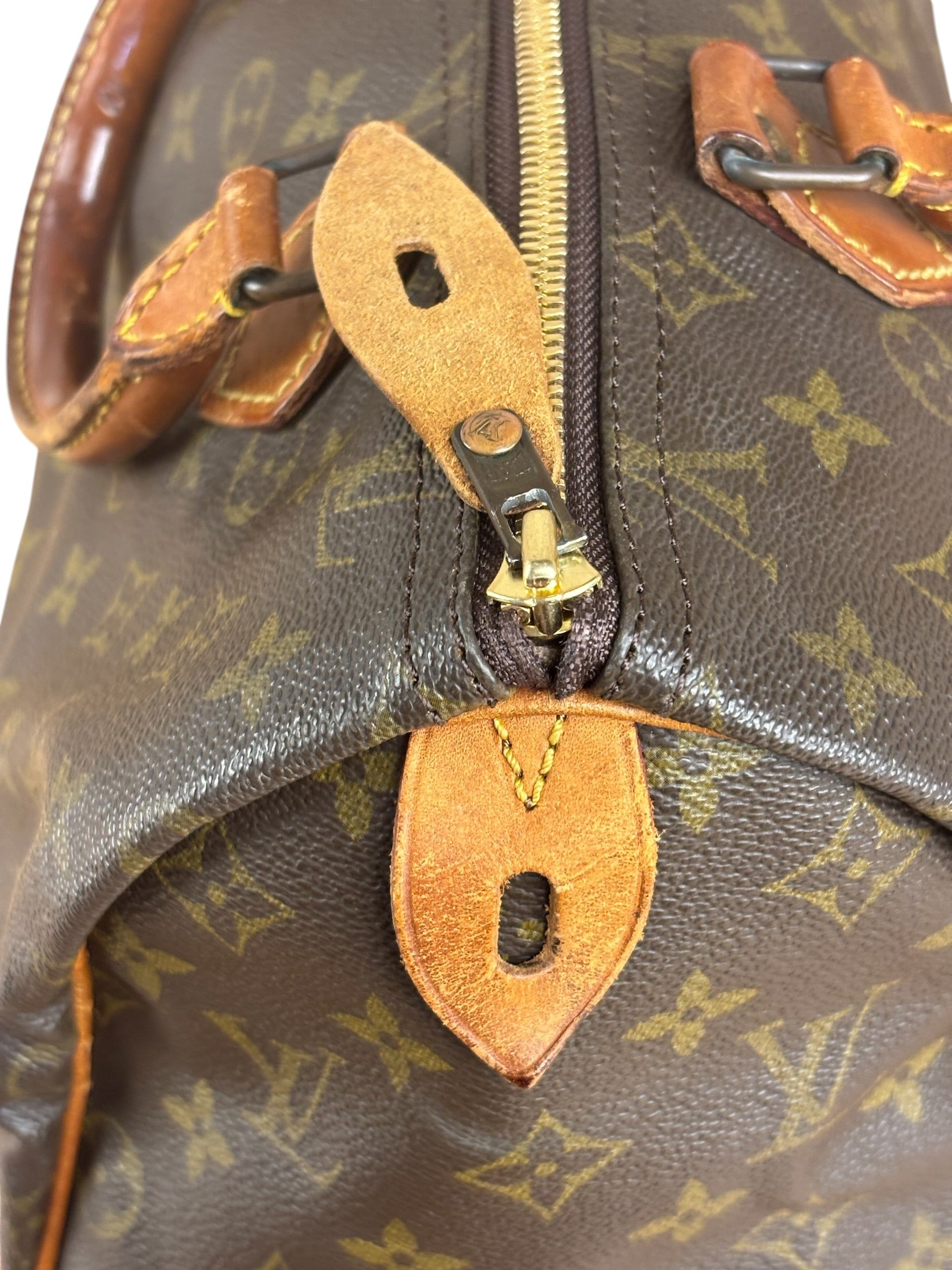 Louis Vuitton Vintage Monogram Speedy 30