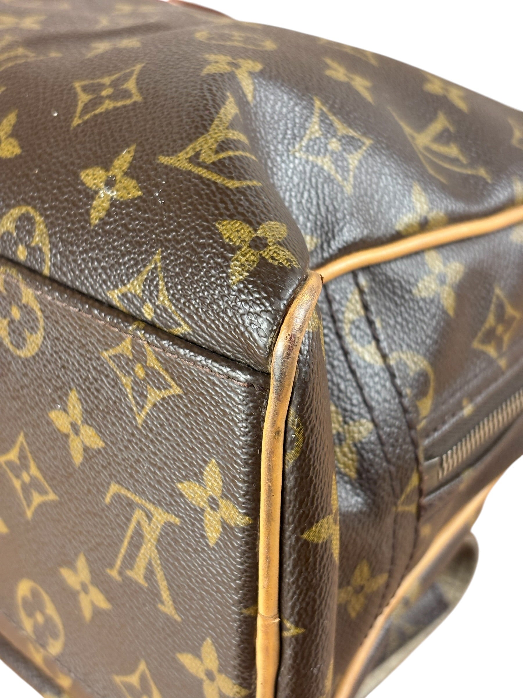 Louis Vuitton Monogram Manhattan Handbag MM