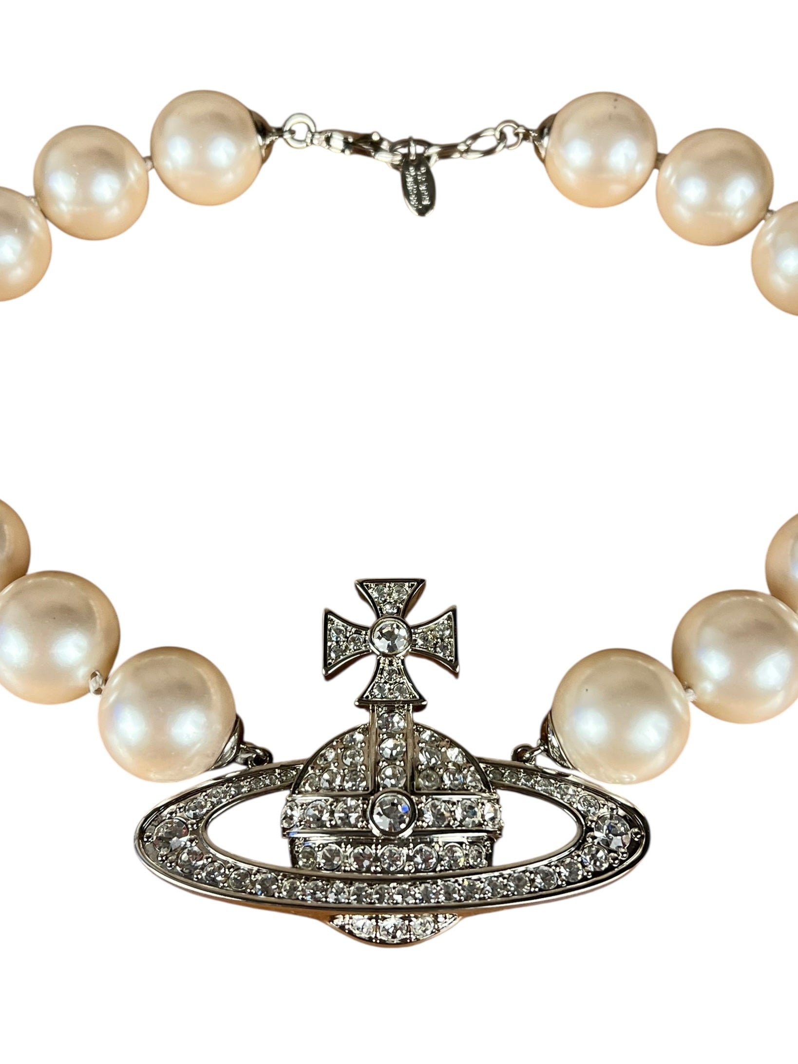 Vivienne Westwood Orb Neysa Pearl Choker