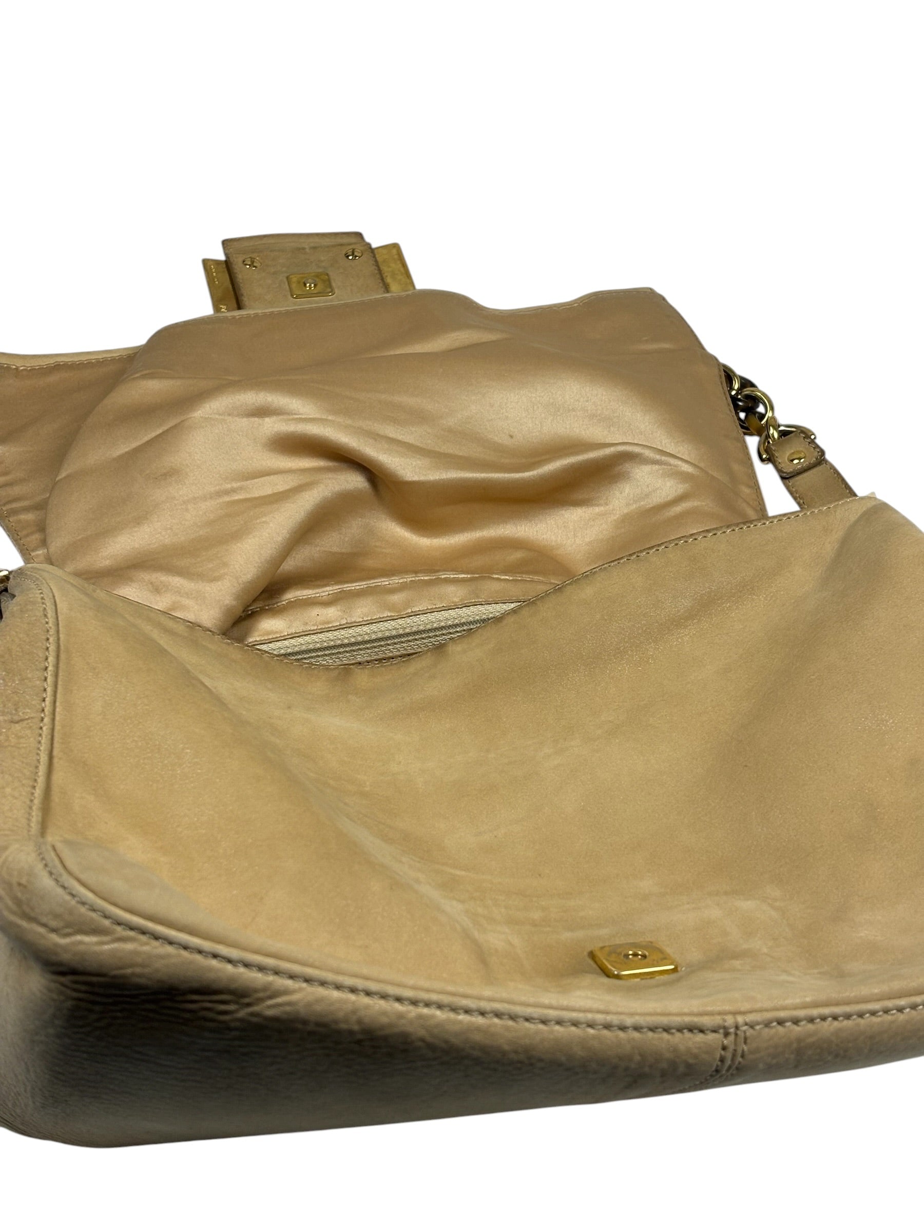 Fendi Beige Leather Mamma Baguette