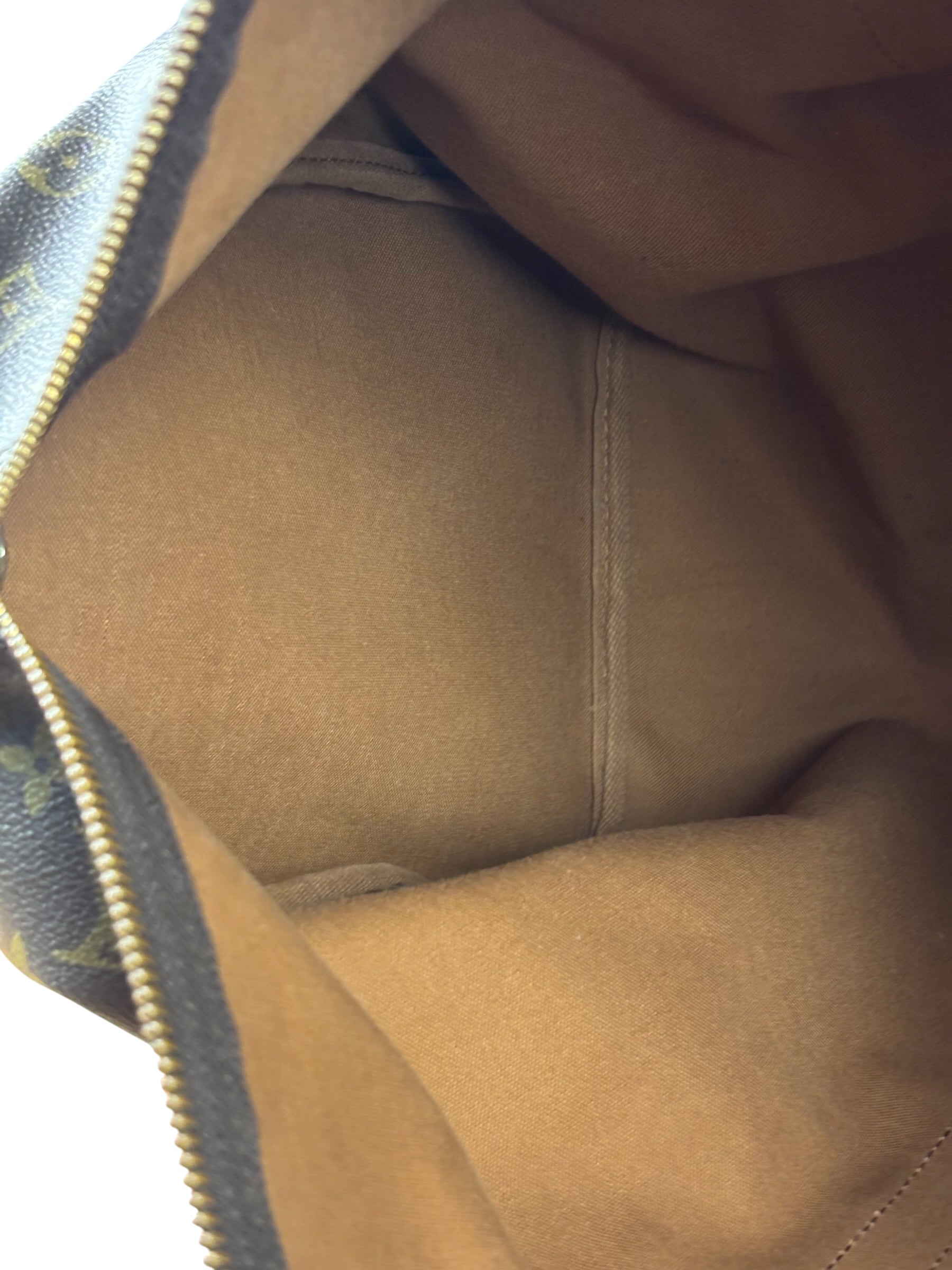 Louis Vuitton Monogram Keepall 50