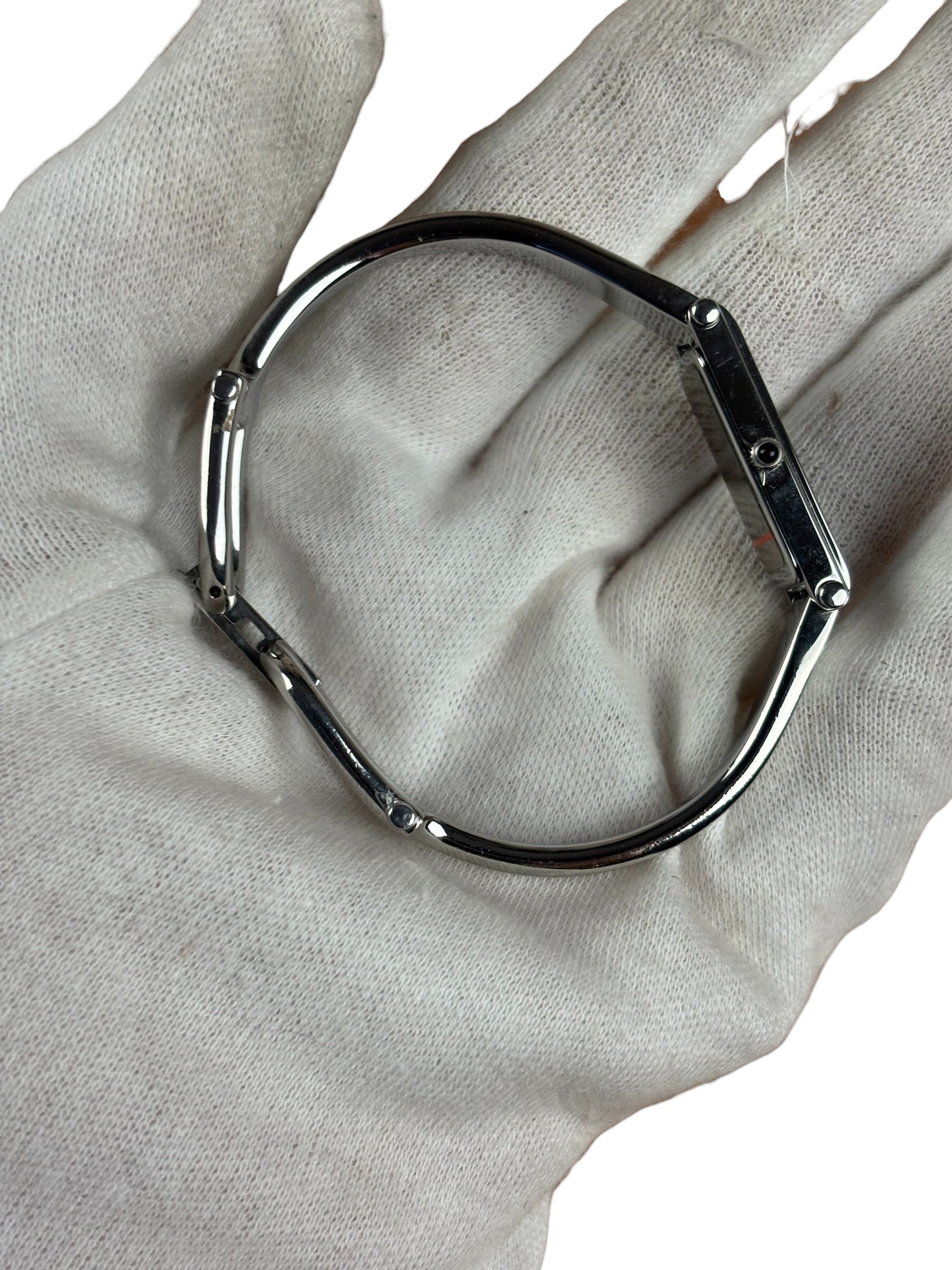 Gucci Vintage Black Dial Bangle Watch 1500L