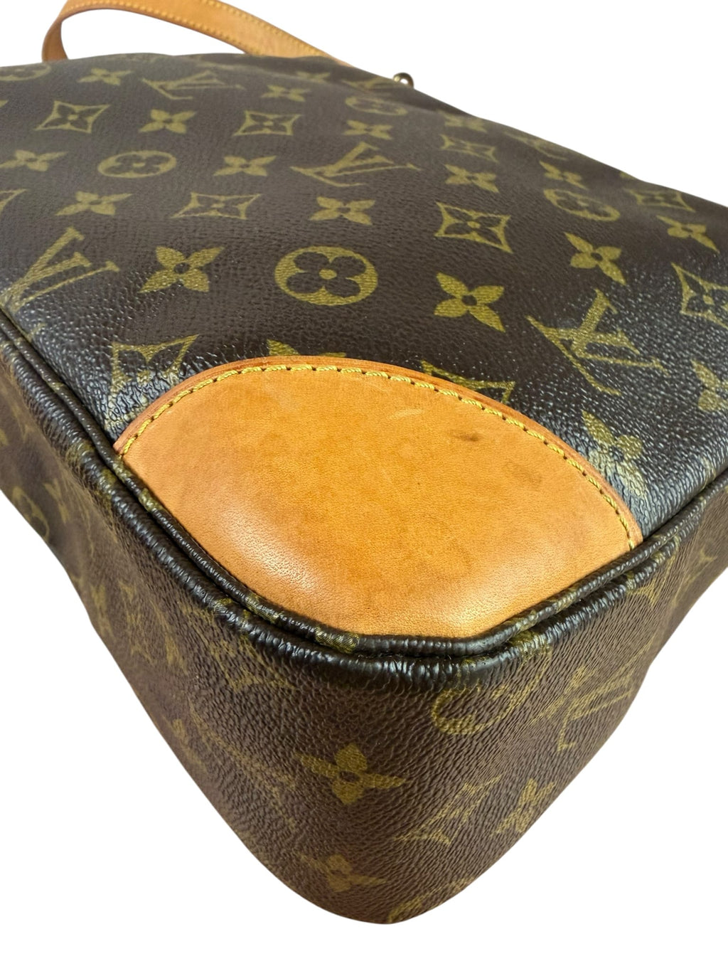 Louis Vuitton Monogram Boulogne 30 Shoulder Bag