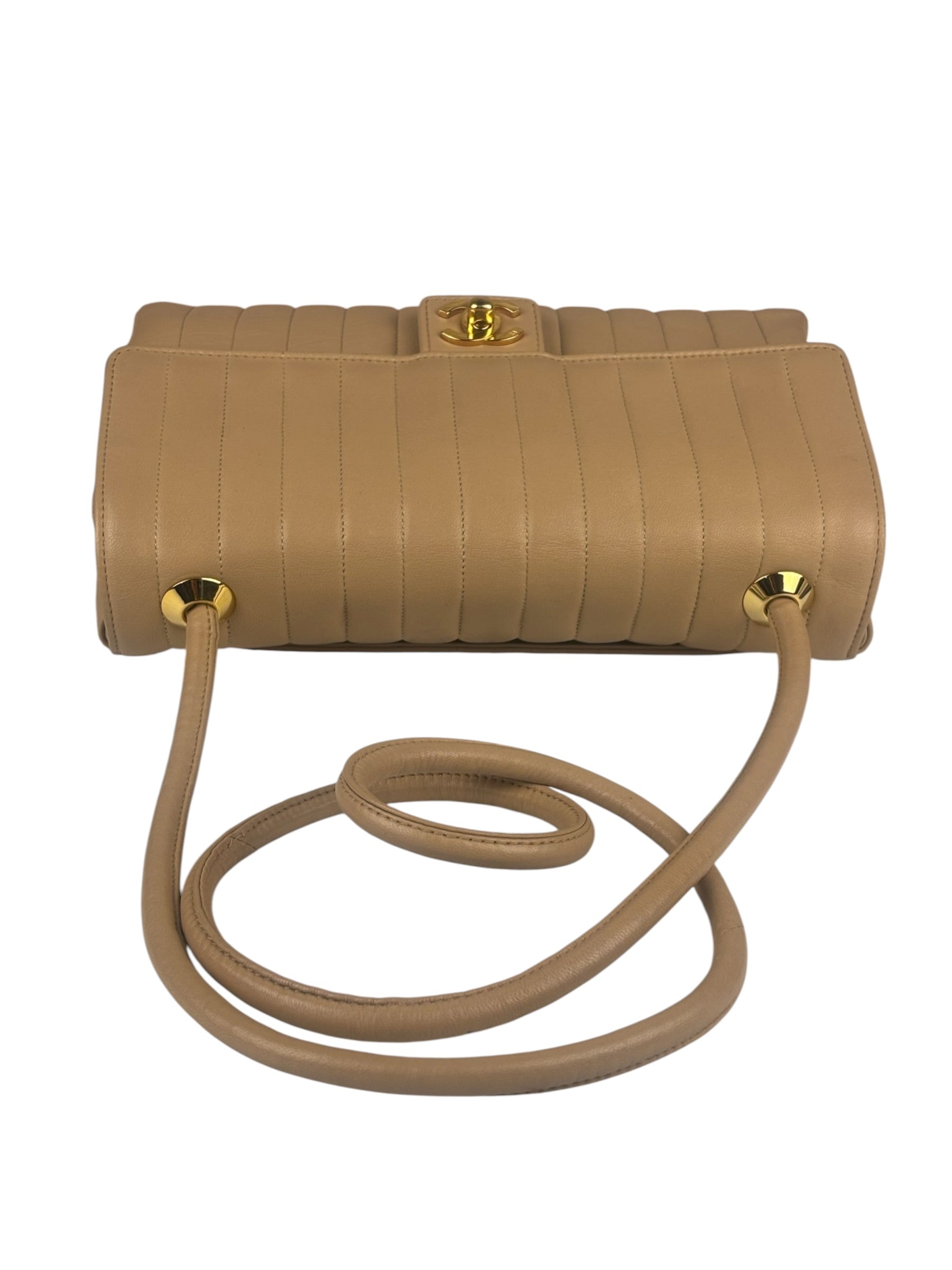 Chanel Vintage Tan Vertical Quilt Flap Shoulder Bag 1989