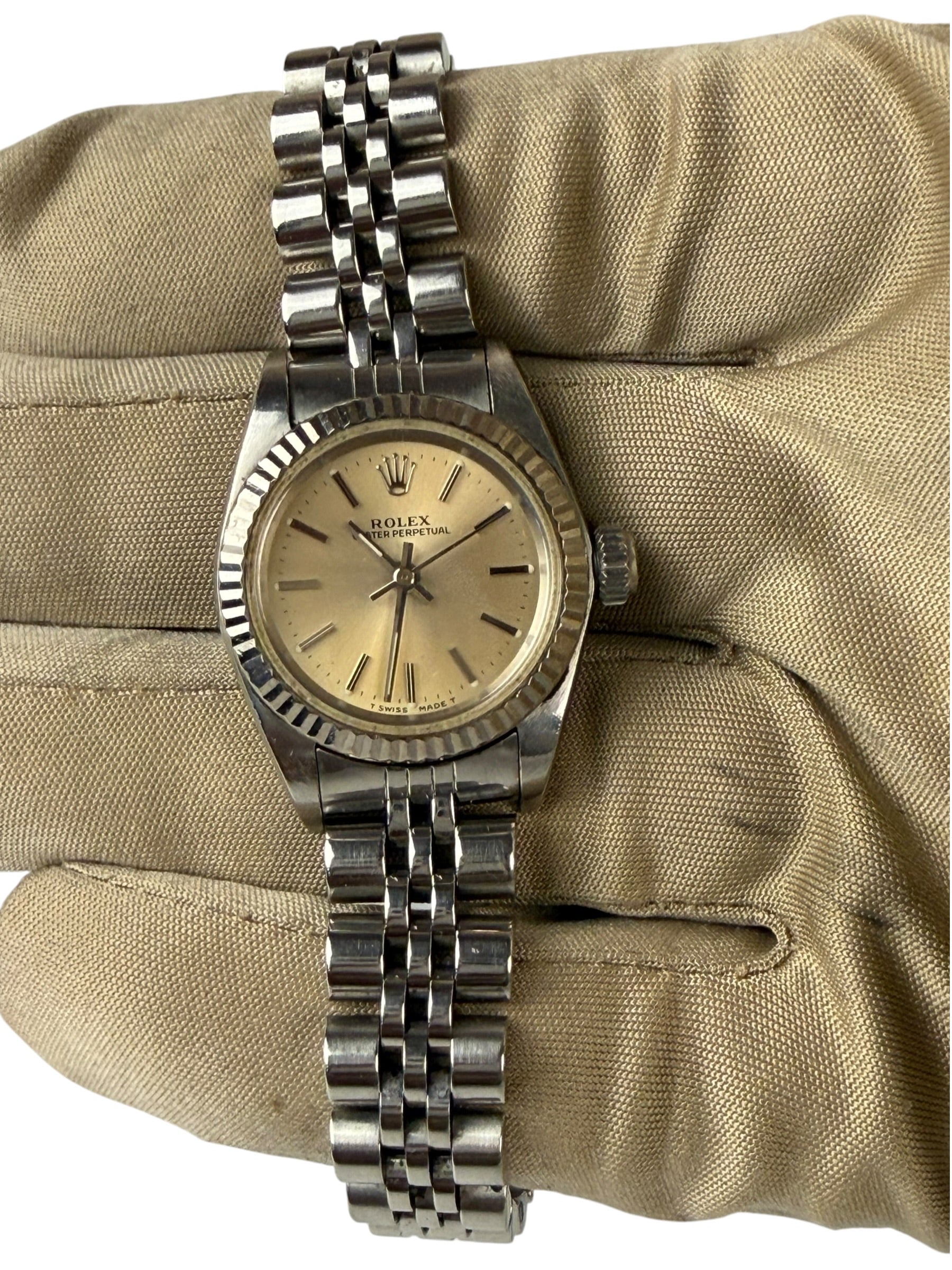 Rolex Oyster Perpetual 67194 Silver Stick Dial 1995