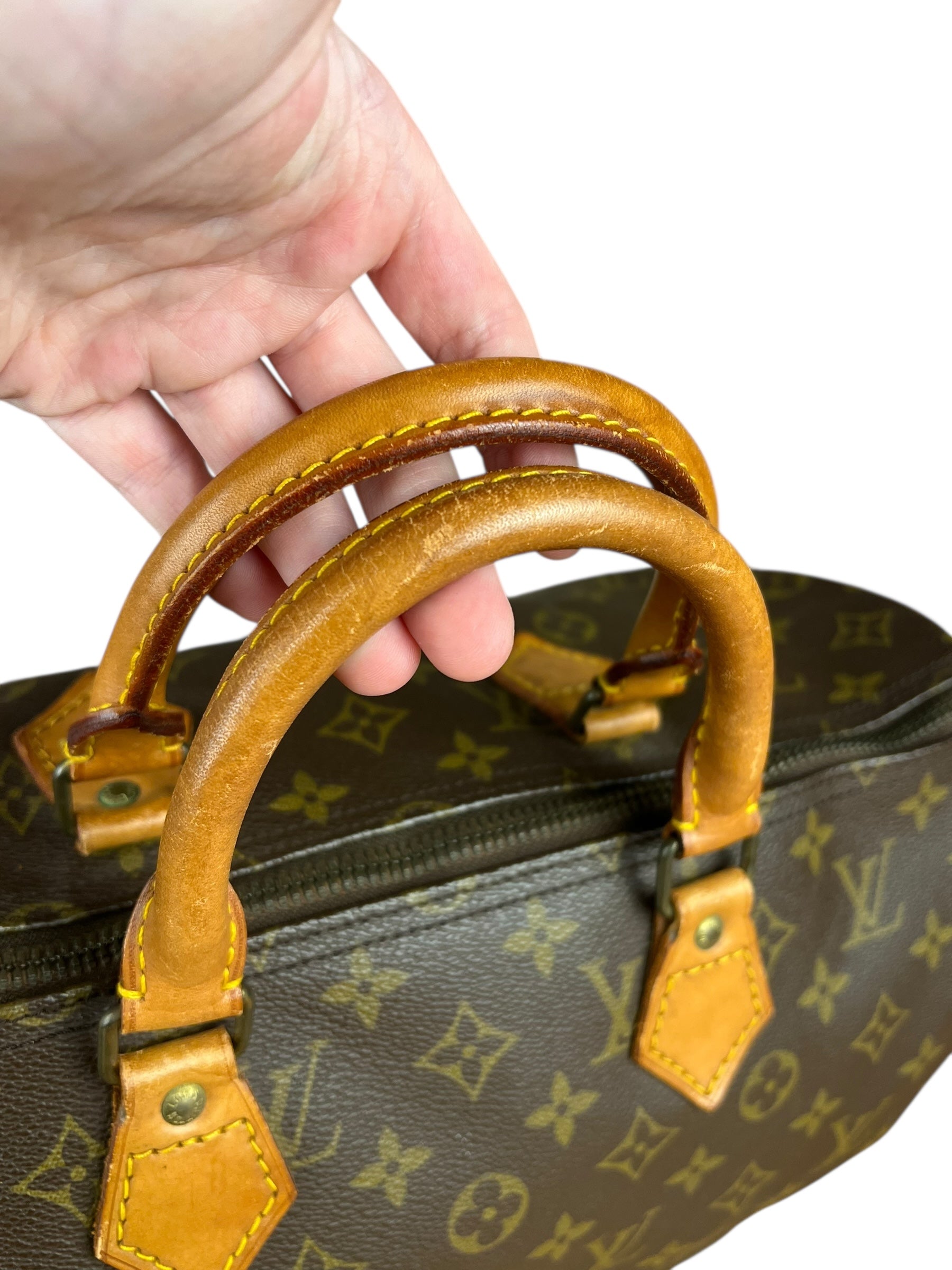 Louis Vuitton Monogram Speedy 35