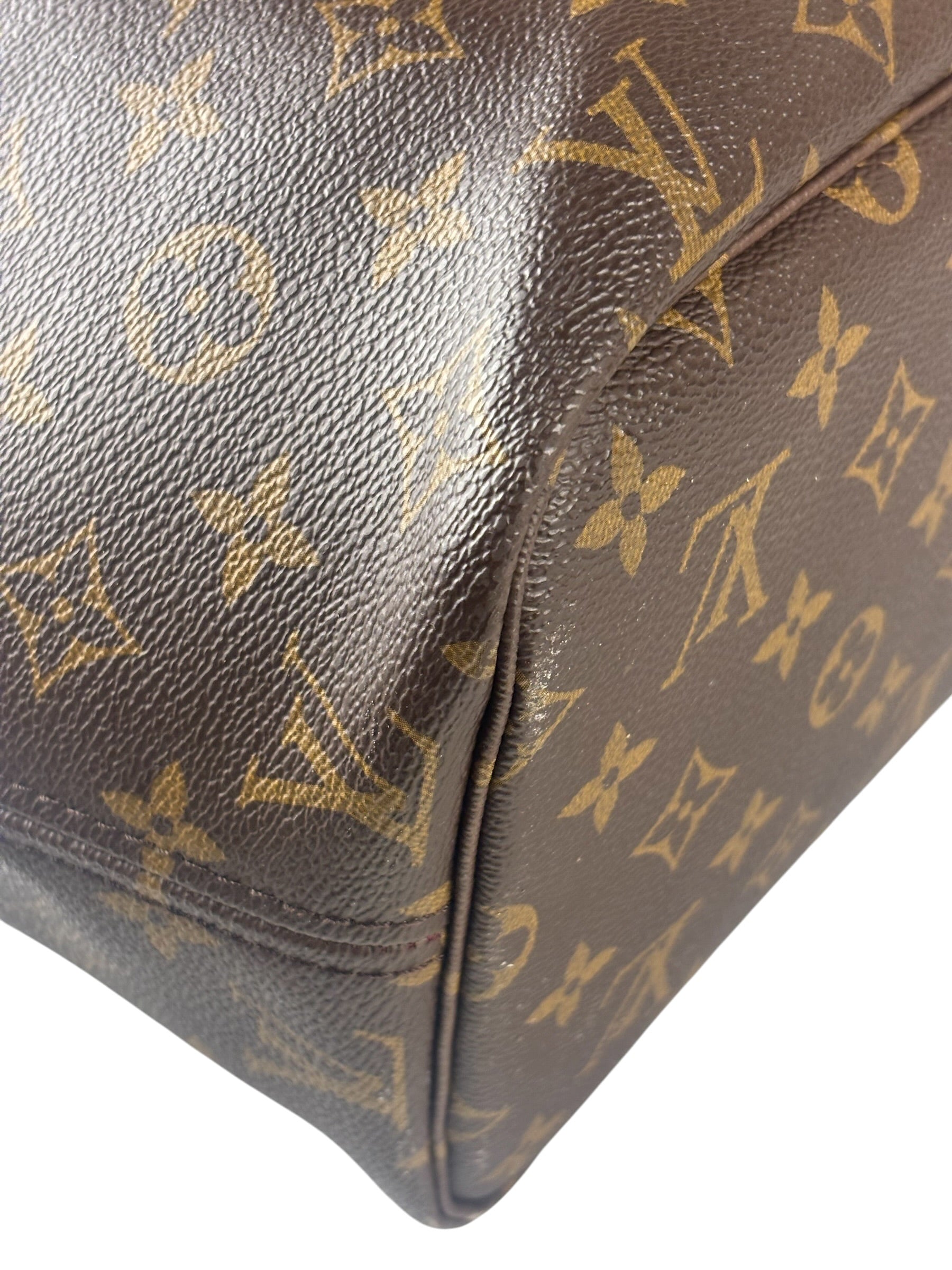 Louis Vuitton Monogram Neverful MM Pink Canvas-Lined Tote Bag