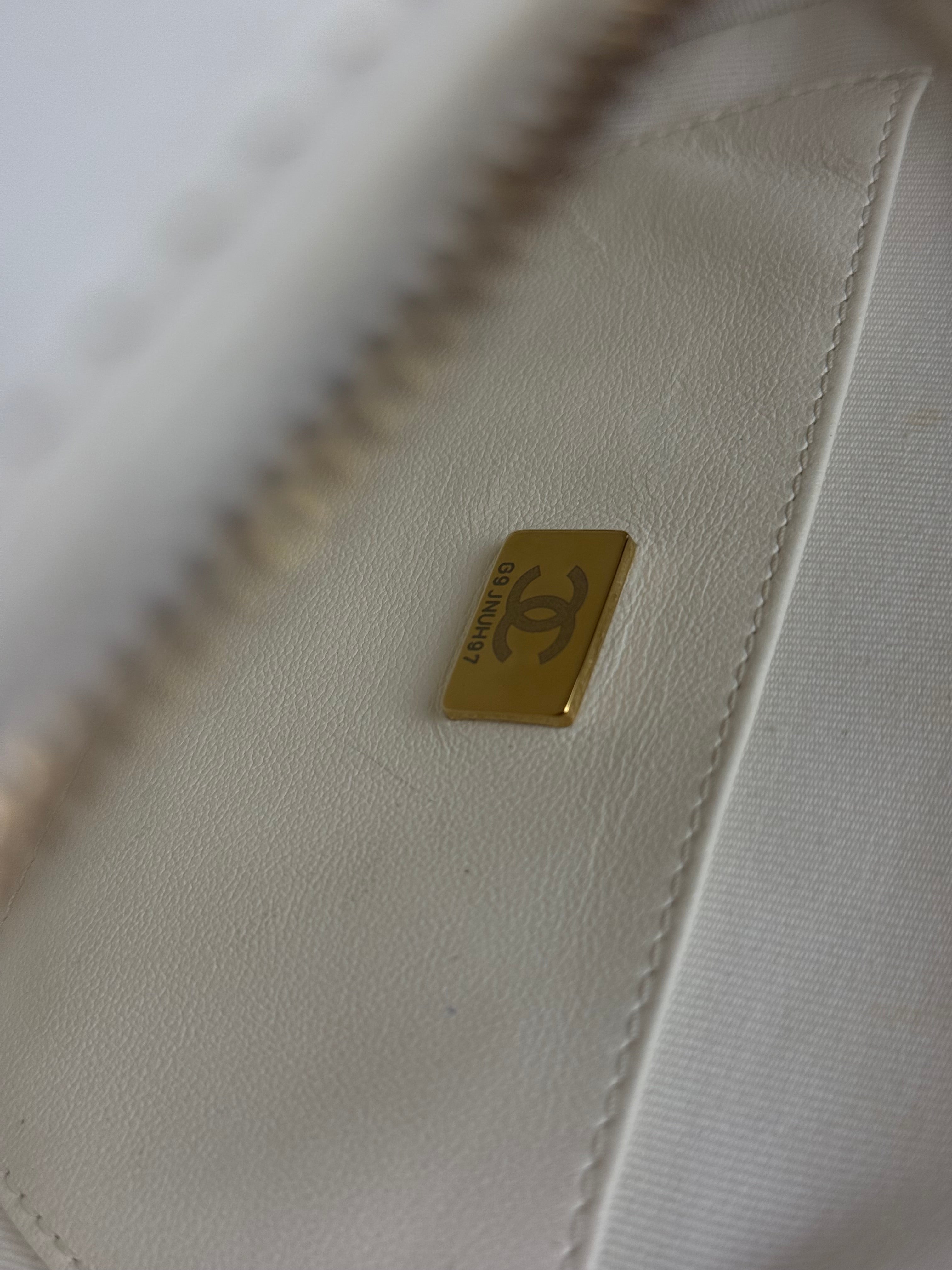 Chanel CC In Love White Quilted Leather Heart Bag 2022