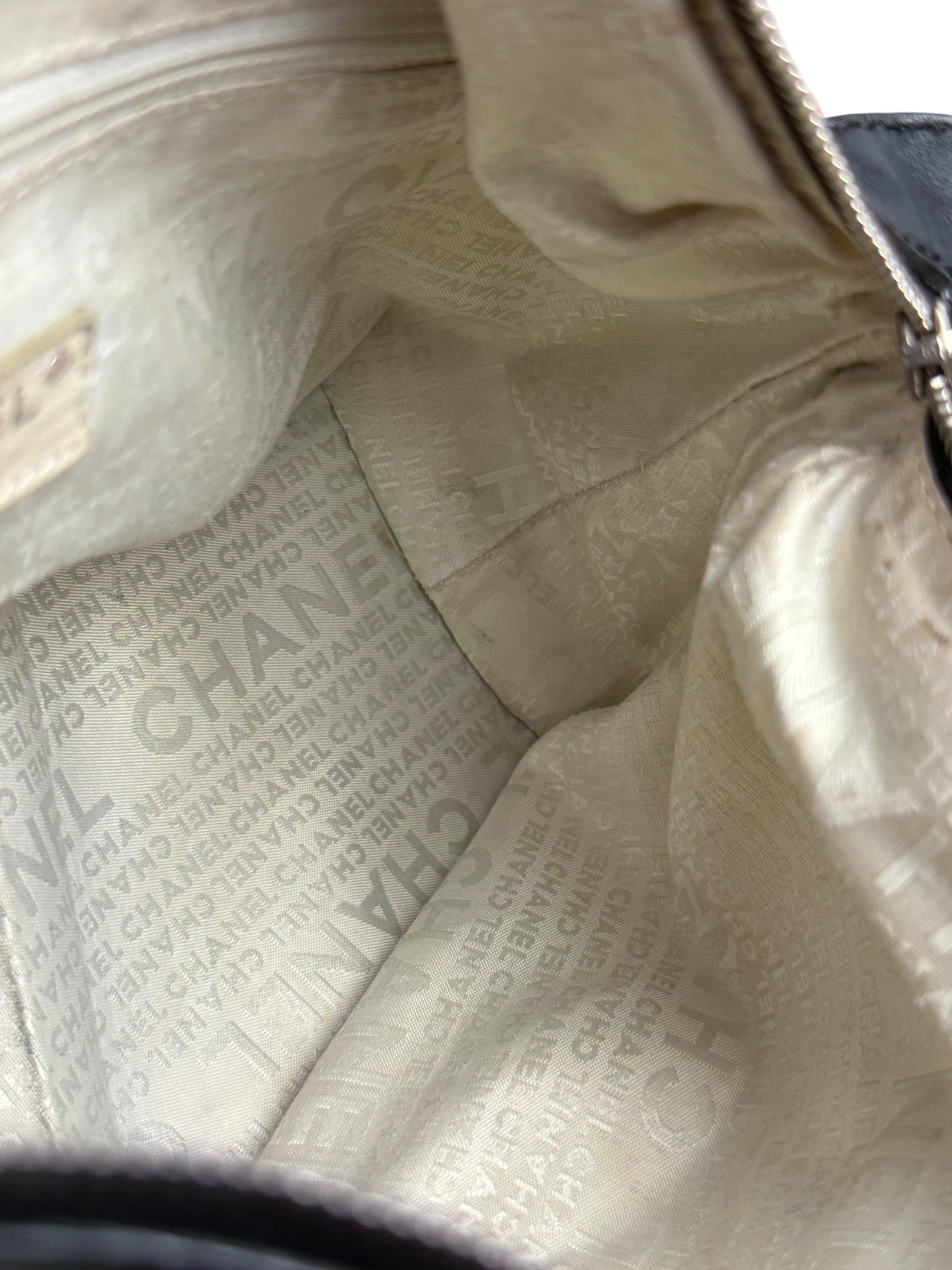 Chanel Black/Beige Tweed Clover Hobo Shoulder Bag '05-'06