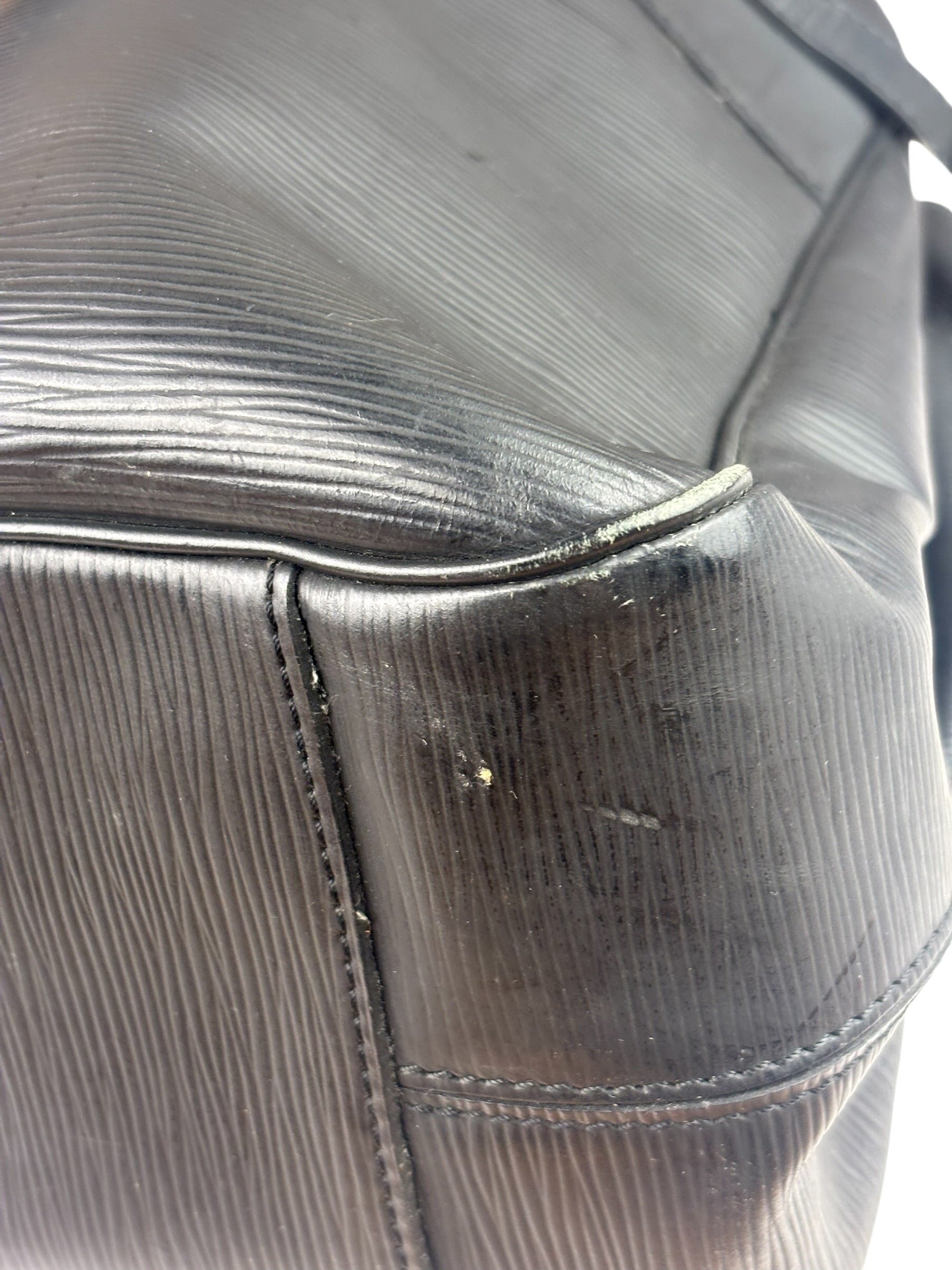 Louis Vuitton Black Epi Leather Passy Tote GM