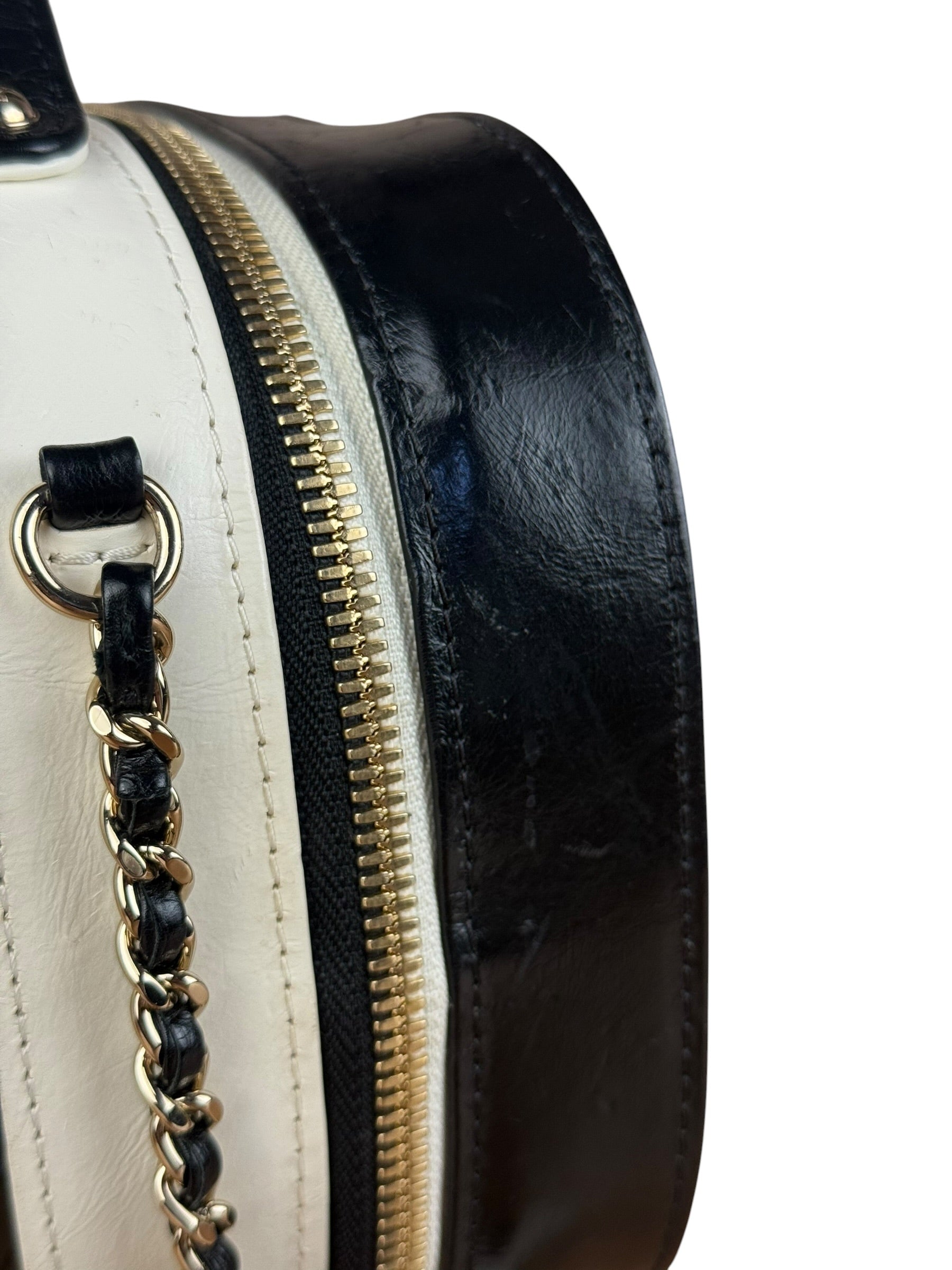 Chanel White/Black Quilted Leather 2Way Vanity Bag 2019