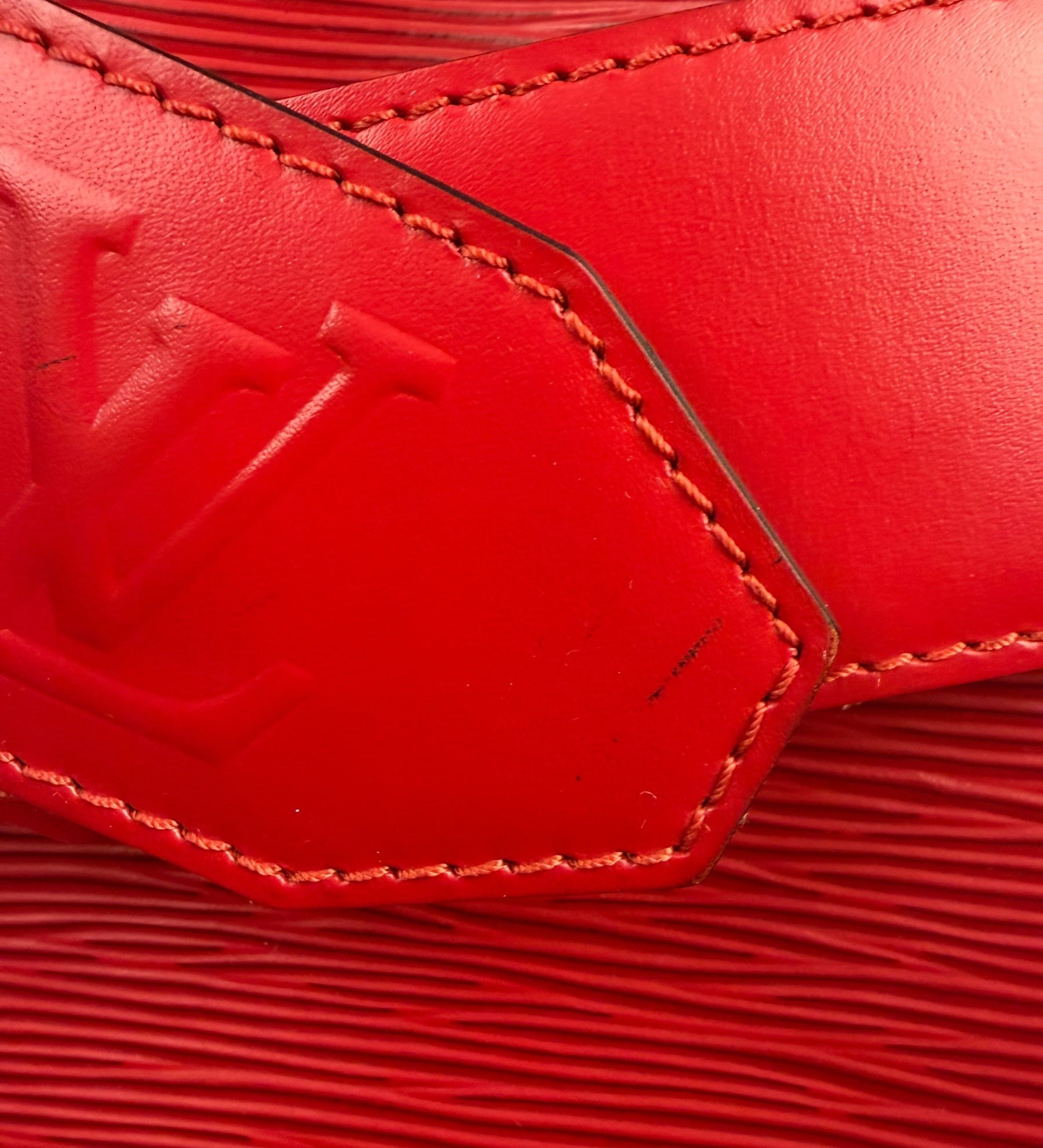 Louis Vuitton Red Epi Leather Castilian Sac D'Epaule Shoulder Bag