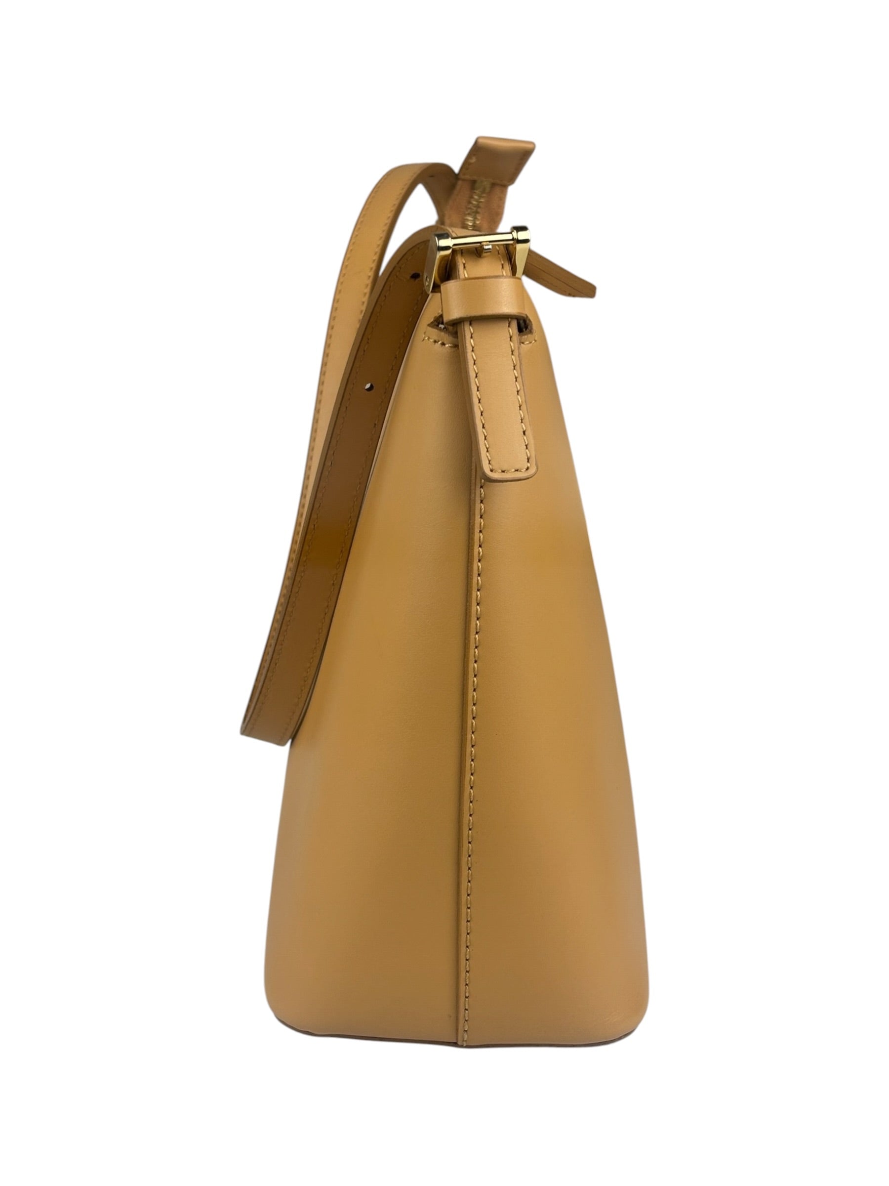 Burberry Vintage Beige Leather Shoulder Bag