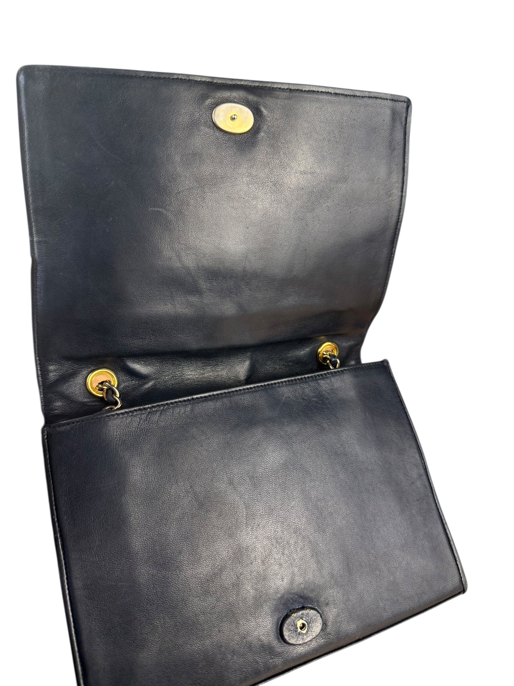 Chanel Black Diamond Stitch Flap CC Bag 1988