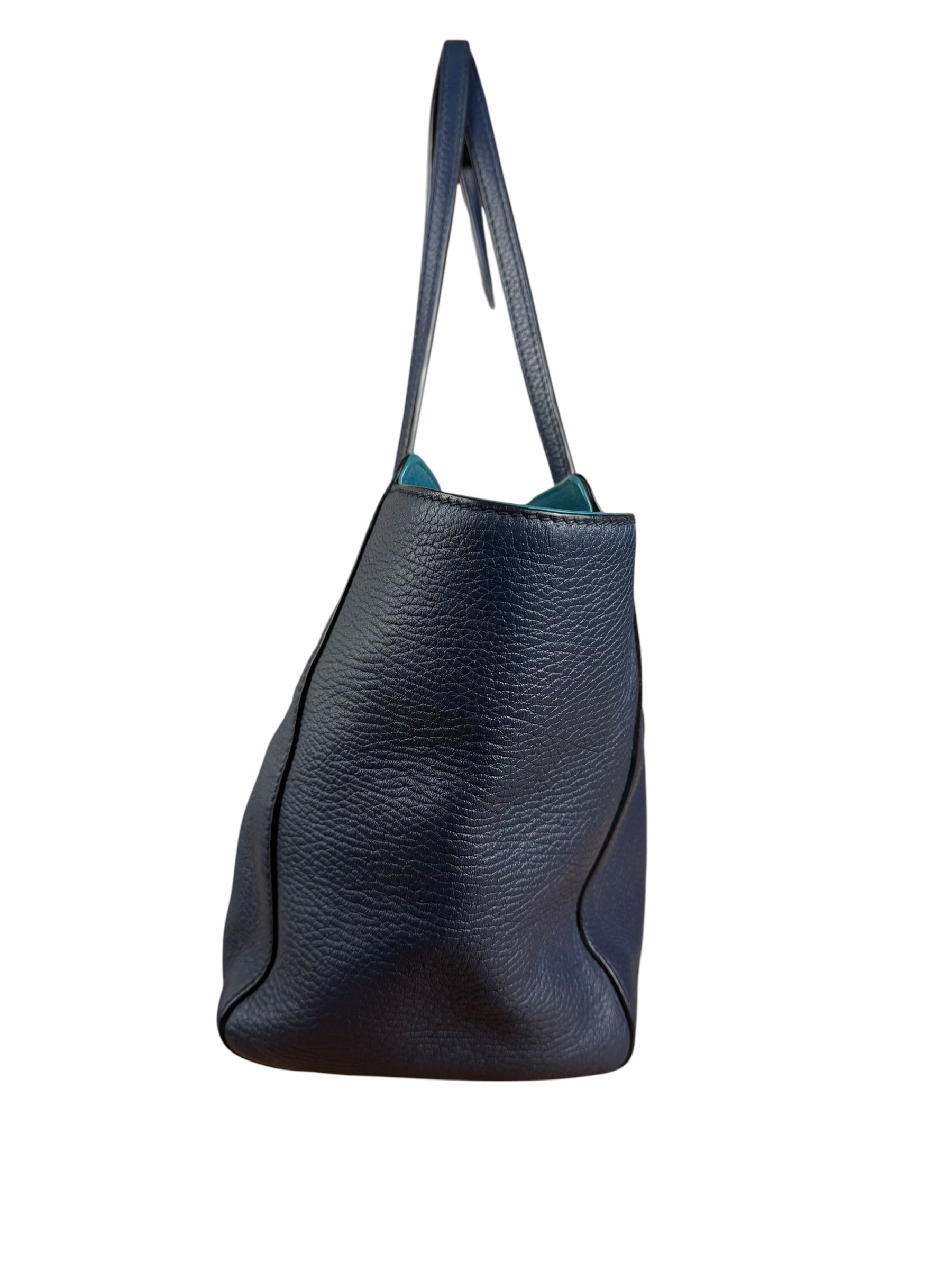 Gucci Blue Pebbled Leather Swinger Bag